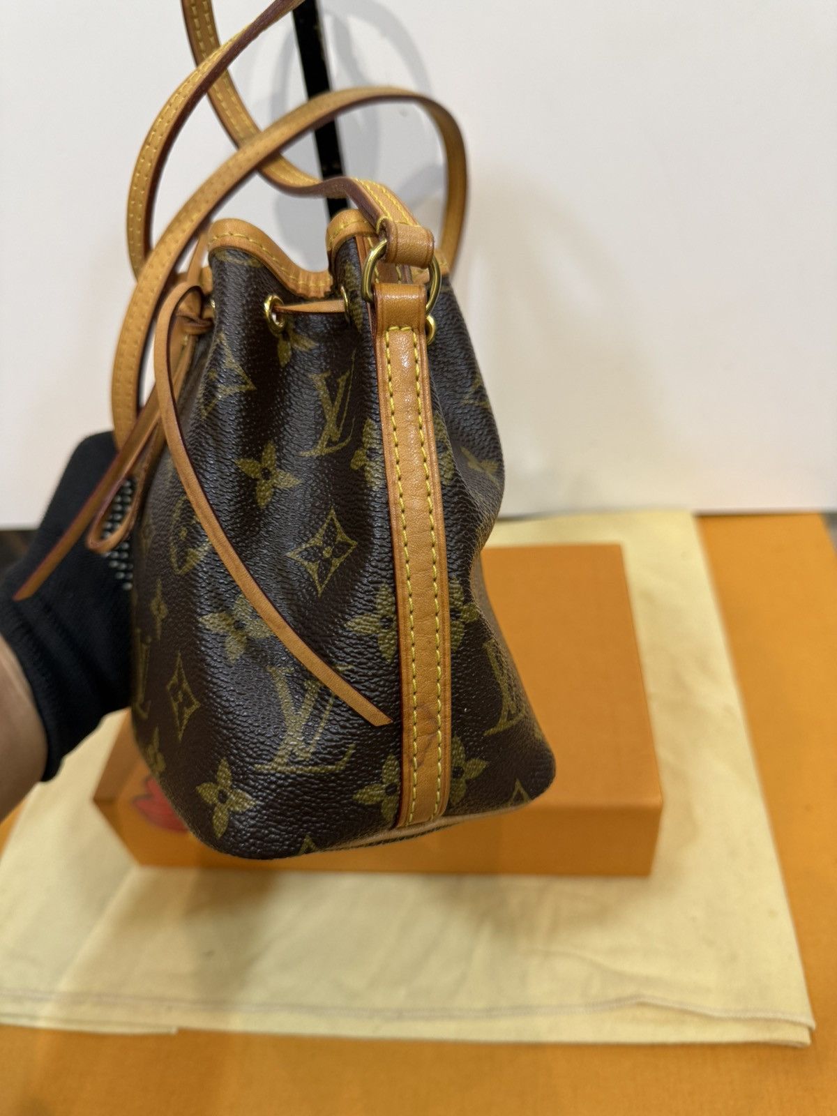 Louis Vuitton Louis vuitton Nano neo -2201 Size ONE SIZE - 8 Thumbnail