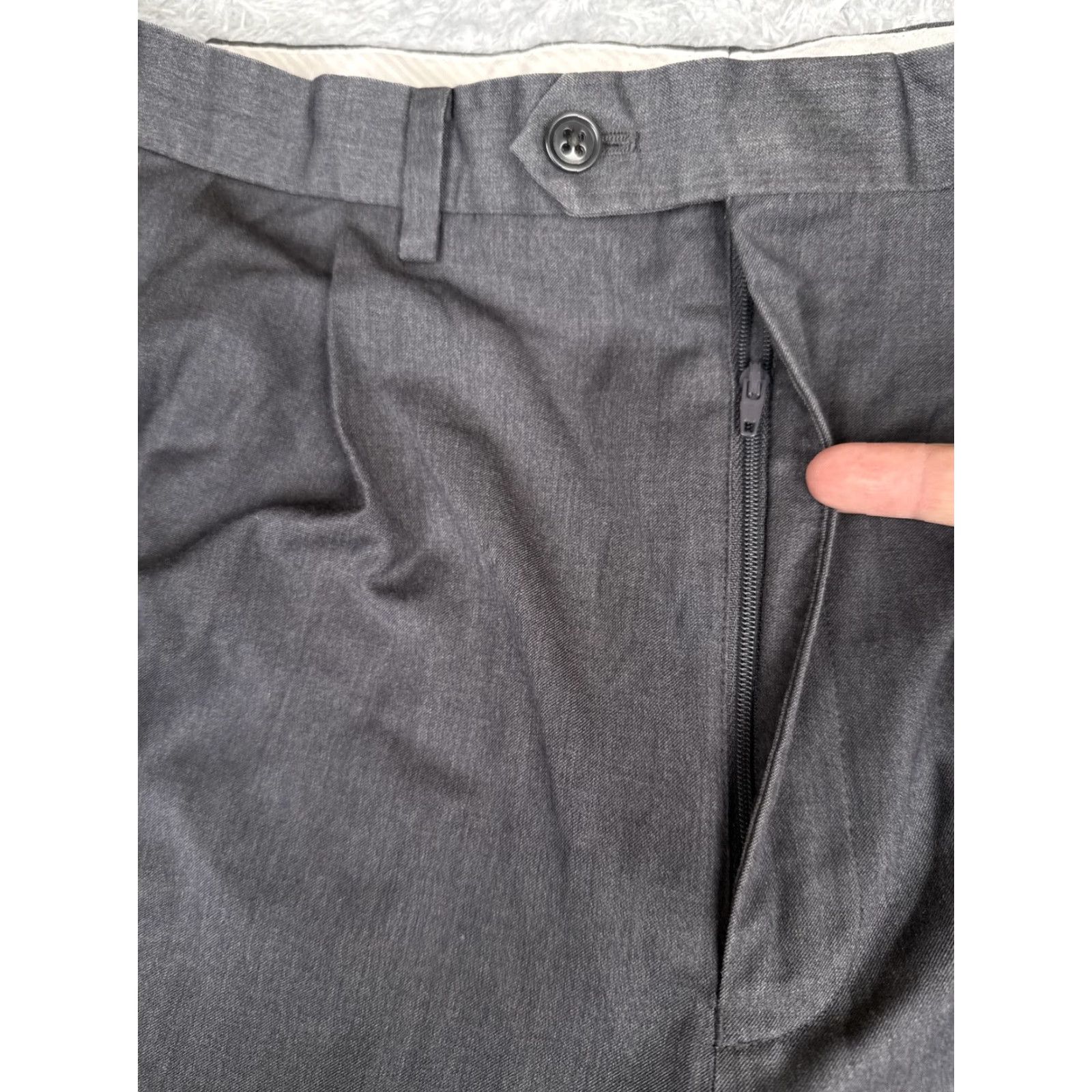 Ralph Lauren Lauren Ralph Lauren Pants Men 36x32 Gray Dress Pleated Straight Leg Office Rayon Size US 36 / EU 52 - 5 Thumbnail