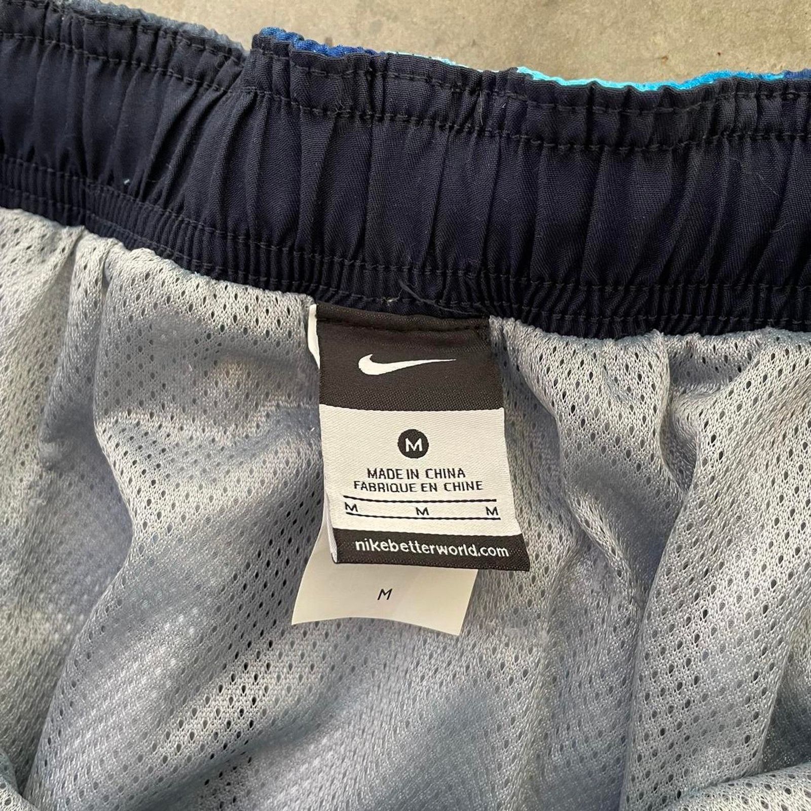 Nike Nike Blue/Green Pattern Swim Shorts Size US 32 / EU 48 - 4 Thumbnail