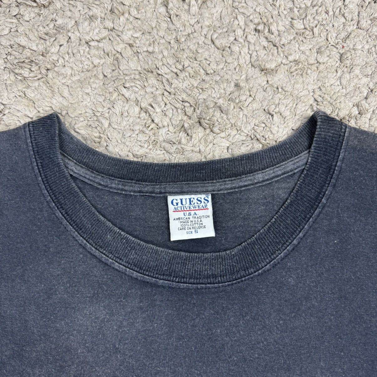Guess Vintage 90’s Faded Team Guess Sports 1996 Spellout T-shirt Size US S / EU 44-46 / 1 - 9 Thumbnail
