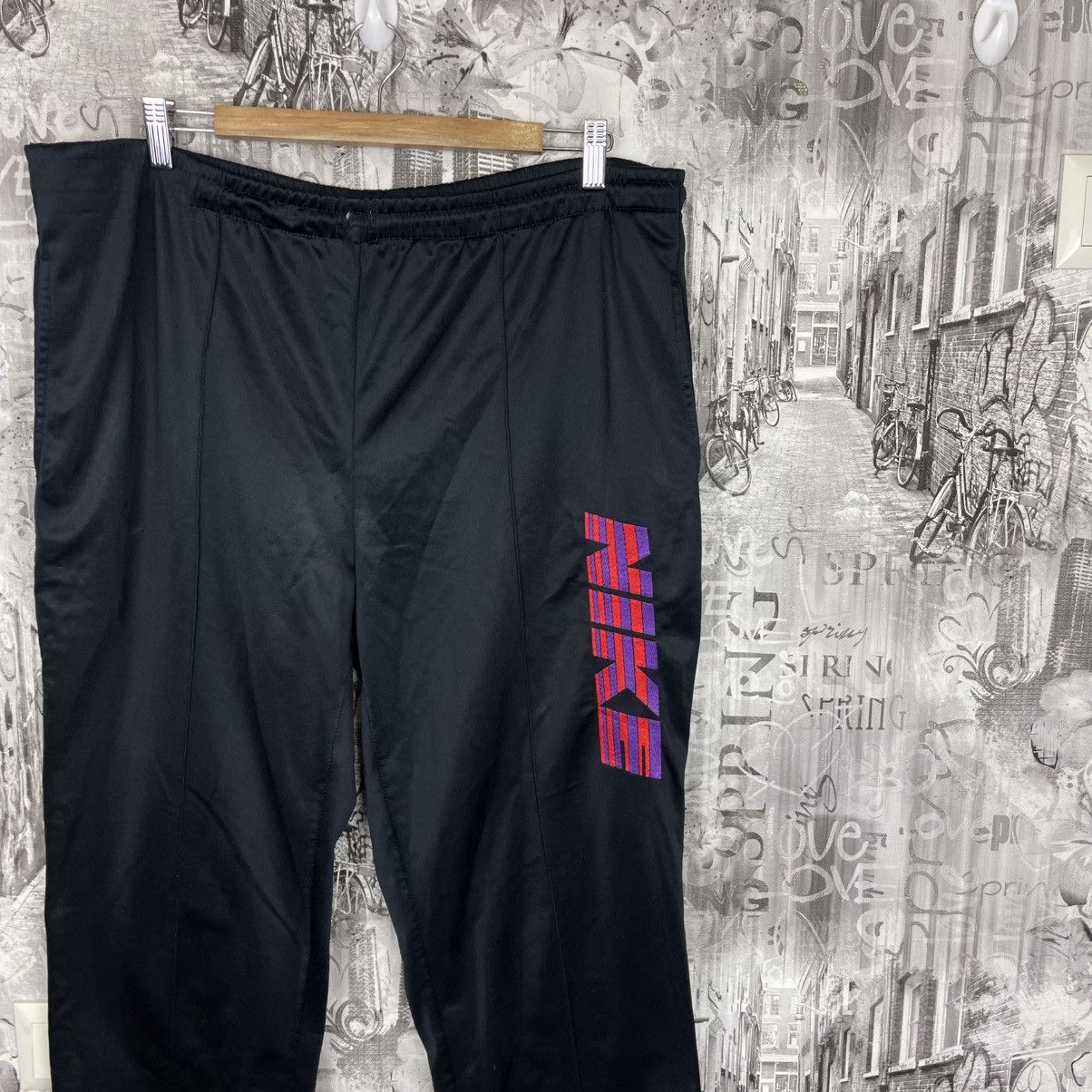 Nike Vintage Y2K Nike Nylon Drill Track Pants Big Logo Size US 34 / EU 50 - 4 Thumbnail