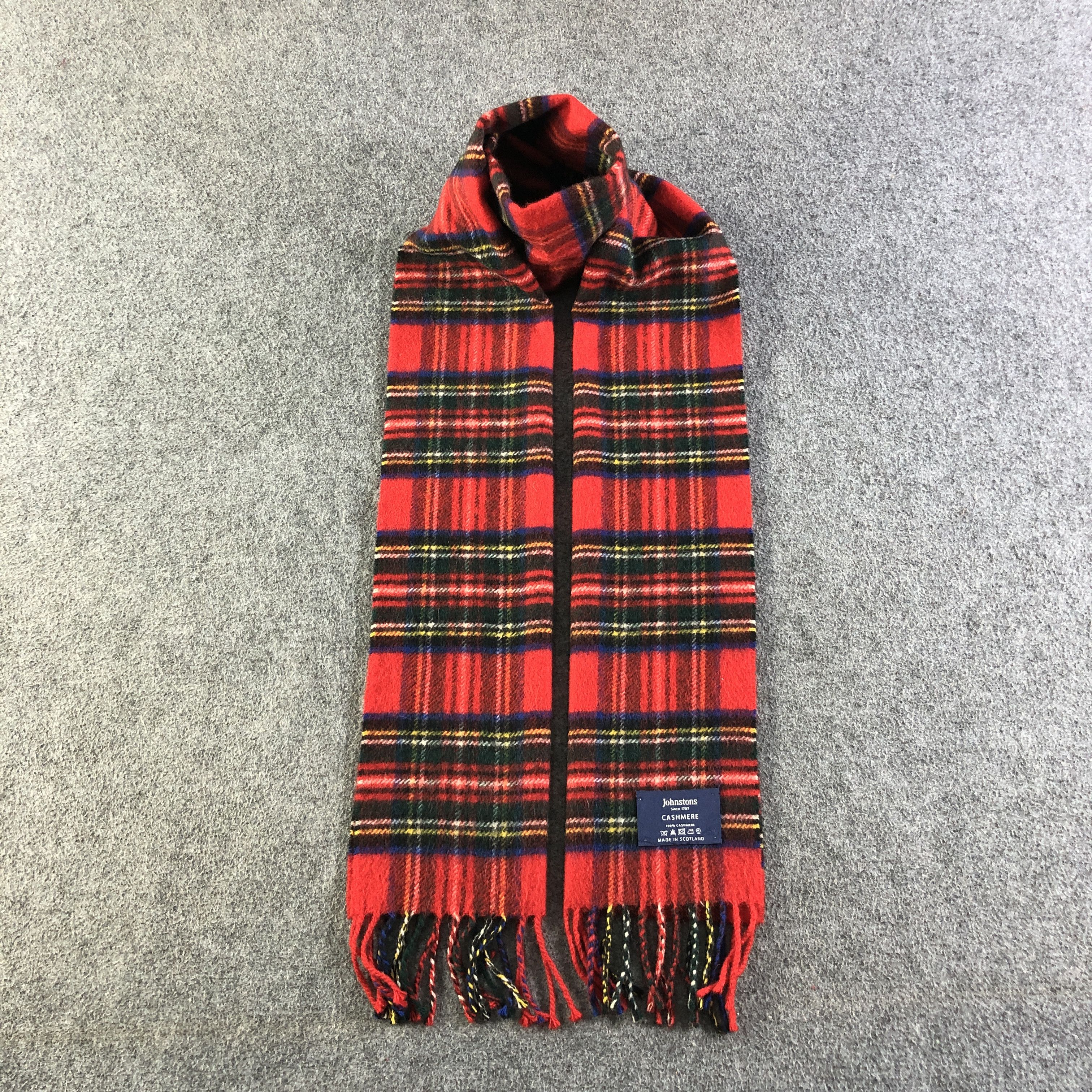 Johnstons Of Elgin Johnstons Of Elgin Cashmere Scarf Muffler V2721 Size ONE SIZE - 1 Thumbnail