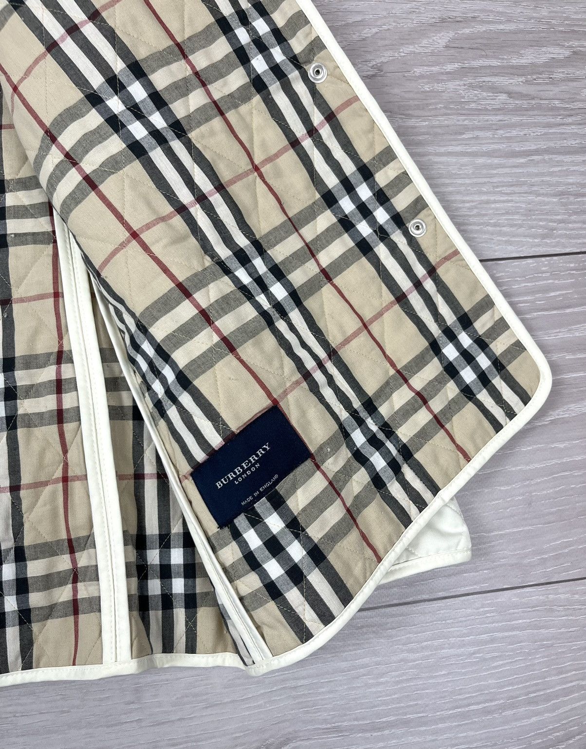 Burberry Burberry London White Quilted Nova Check Womens Jacket Size L / US 10 / IT 46 - 9 Thumbnail
