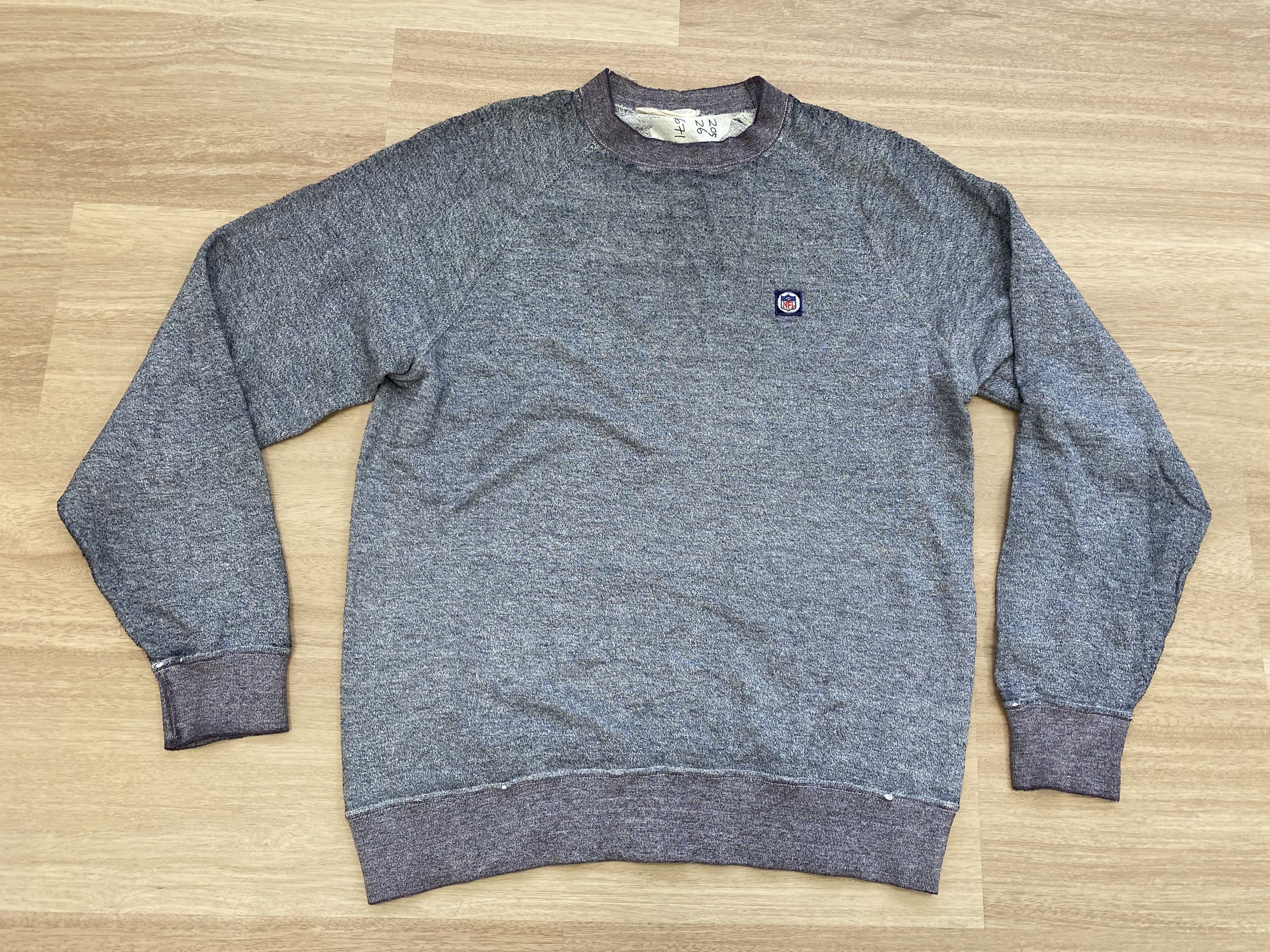 NFL men NFL sportwear siz eM sweatshirt distressed Size US M / EU 48-50 / 2 - 2 Thumbnail