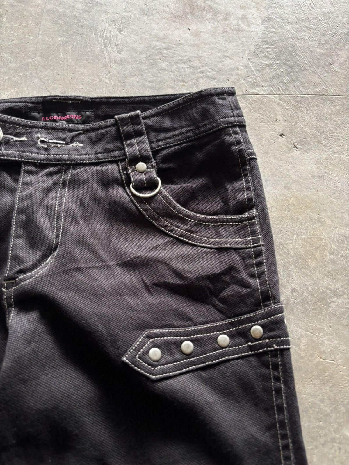 20471120 bondage algonquins seditionaries gothic style jeans Size US 27 - 9 Thumbnail