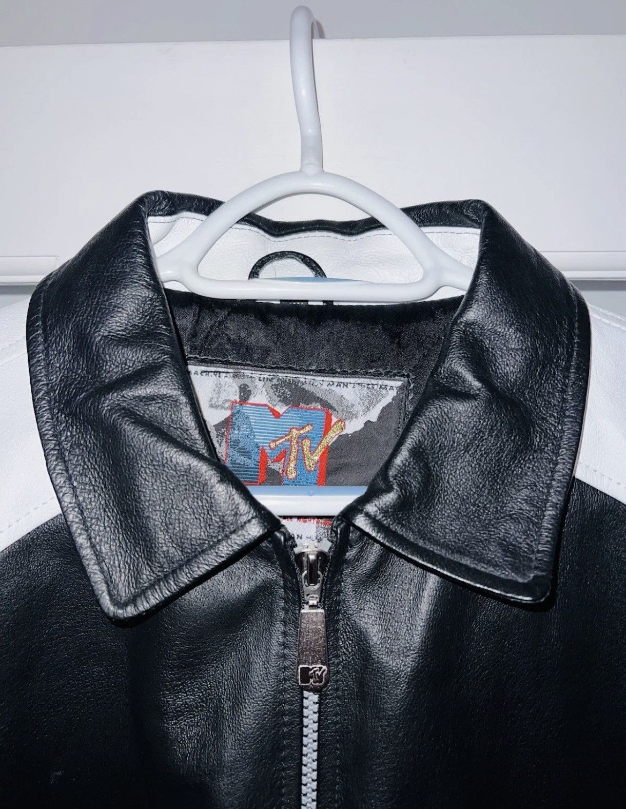 Mtv VTG 1992 MTV MUSIC TELEVISION LEATHER JACKET BLACK S BOMBER Size US S / EU 44-46 / 1 - 12 Thumbnail
