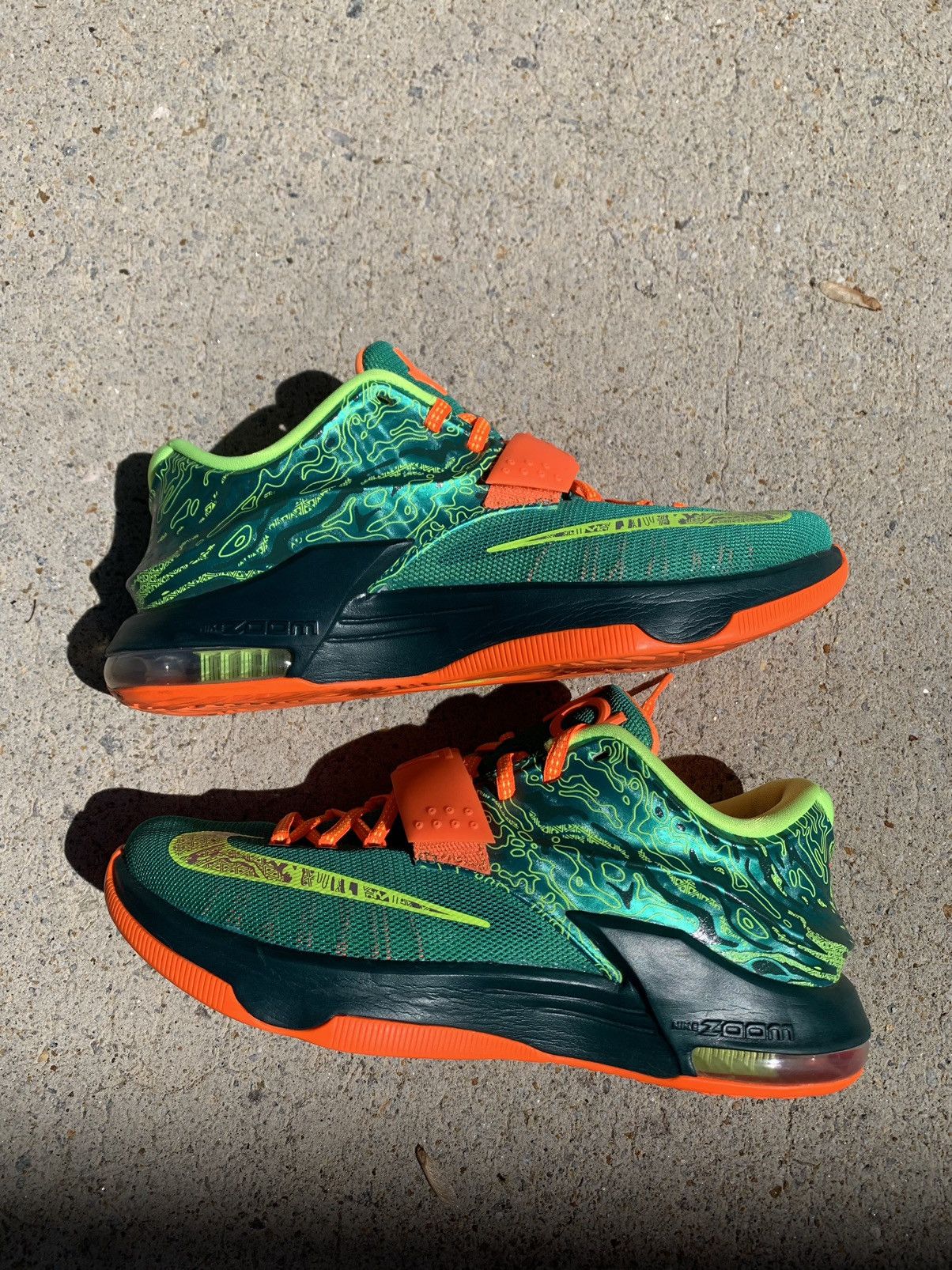 image of Kevin Durant x Nike Kd 7 Weatherman Shoes in Emerald Green, Men's (Size 8)