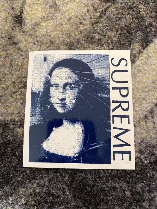 Supreme mona lisa store sticker