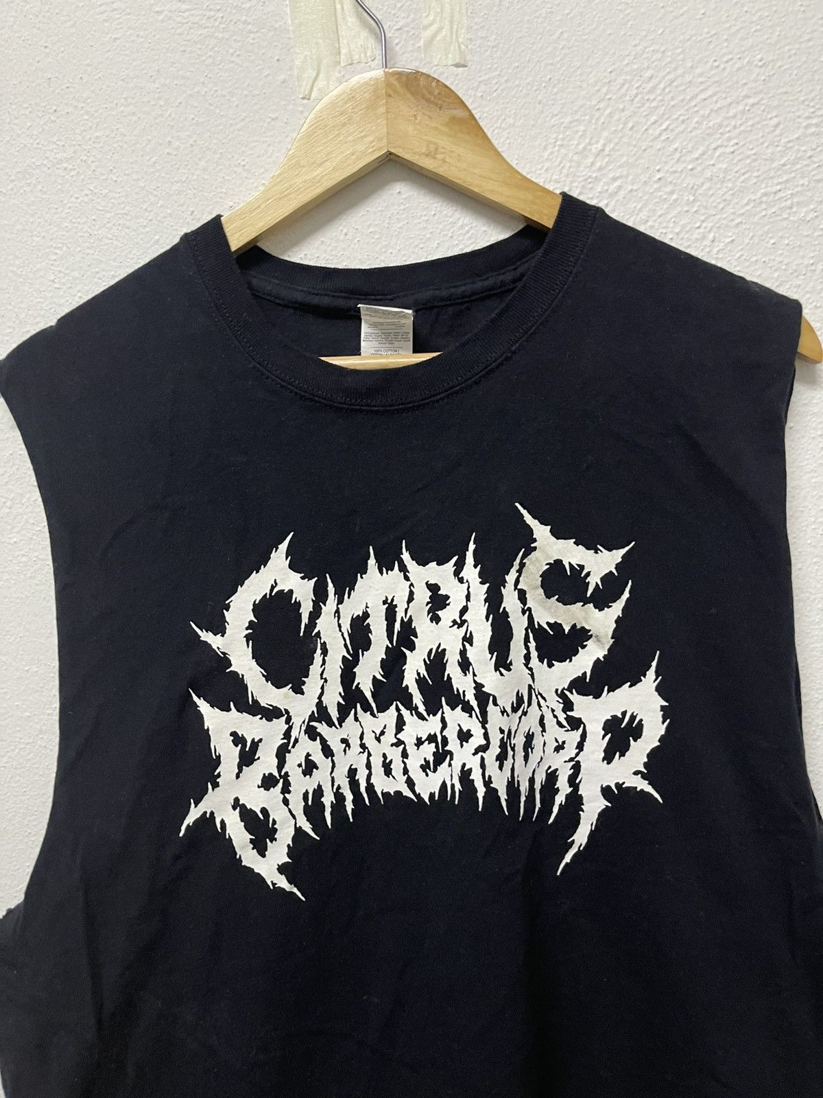 Band Tees 2000s METAL BAND SLEEVELESS SHIRT RARE Size US L / EU 52-54 / 3 - 5 Thumbnail