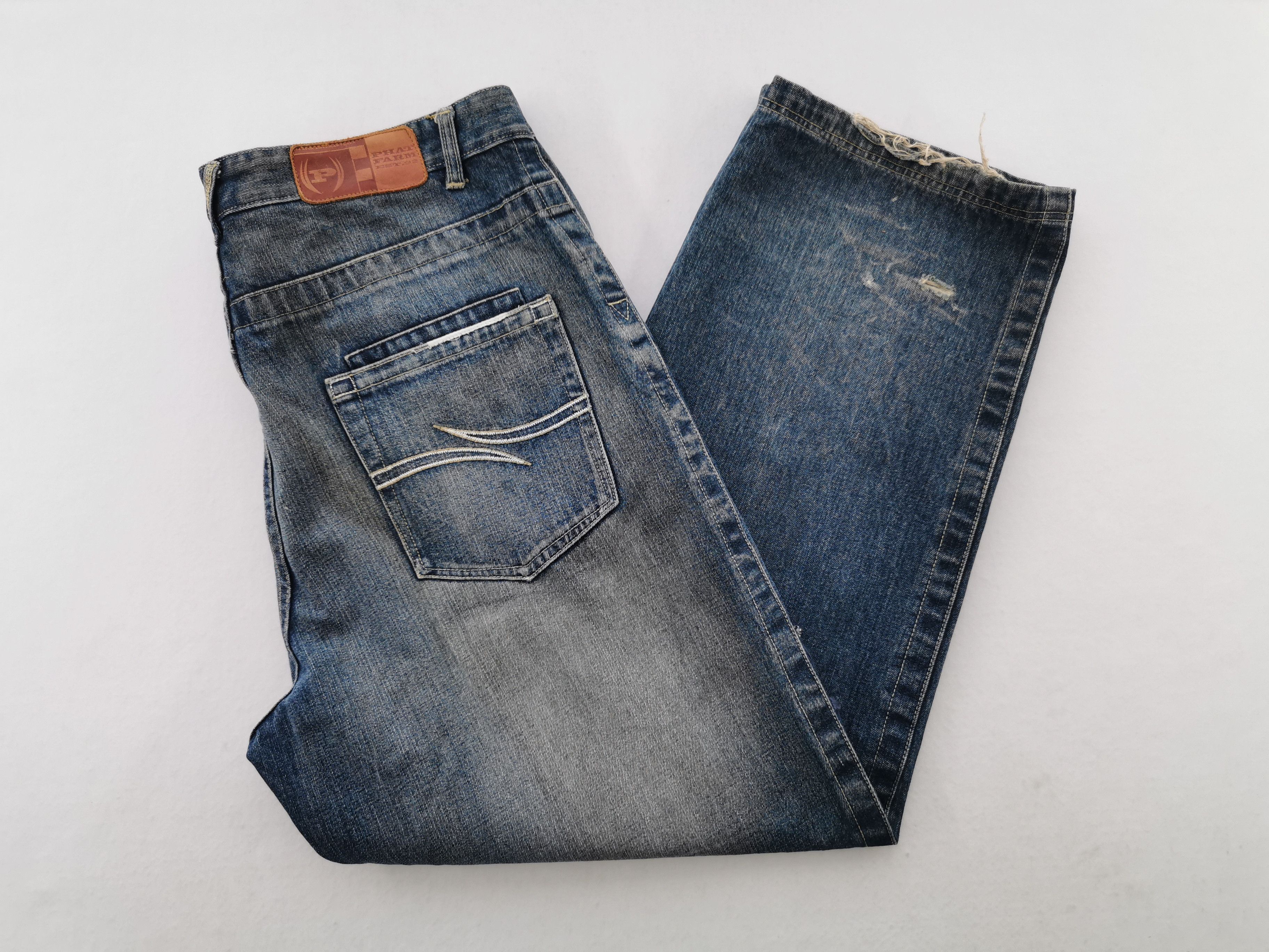 Phat Farm Distressed Phat Farm Denim Jeans Big Size 37 Size US 37 - 4 Thumbnail