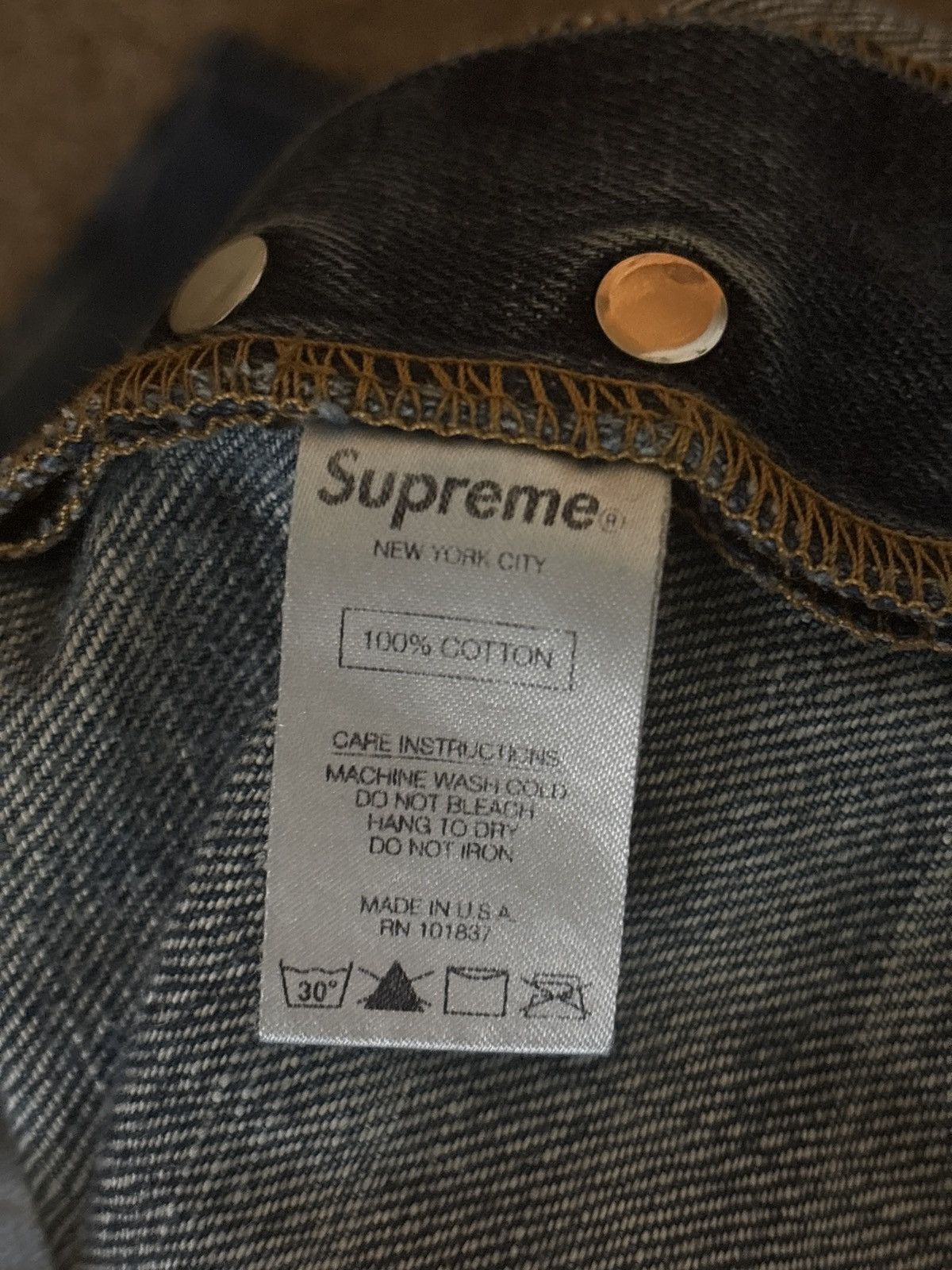 Supreme 2018 Painted Supreme Selvedge Denim 14oz Size US 34 / EU 50 - 9 Thumbnail