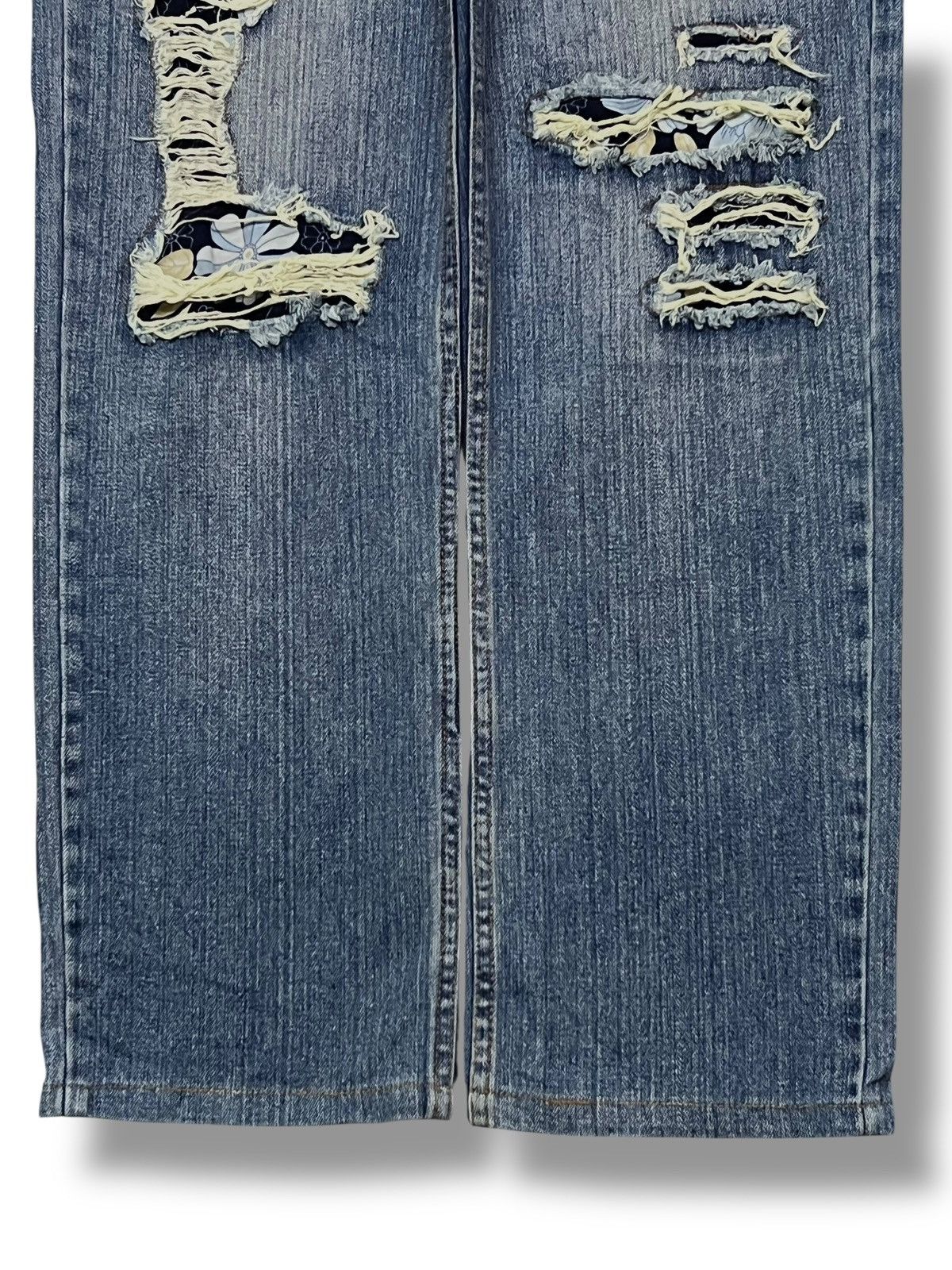 Japanese Brand Vintage Nylaus Jeans Japan - Faded Wash, Patches Distressed Size US 33 - 6 Thumbnail