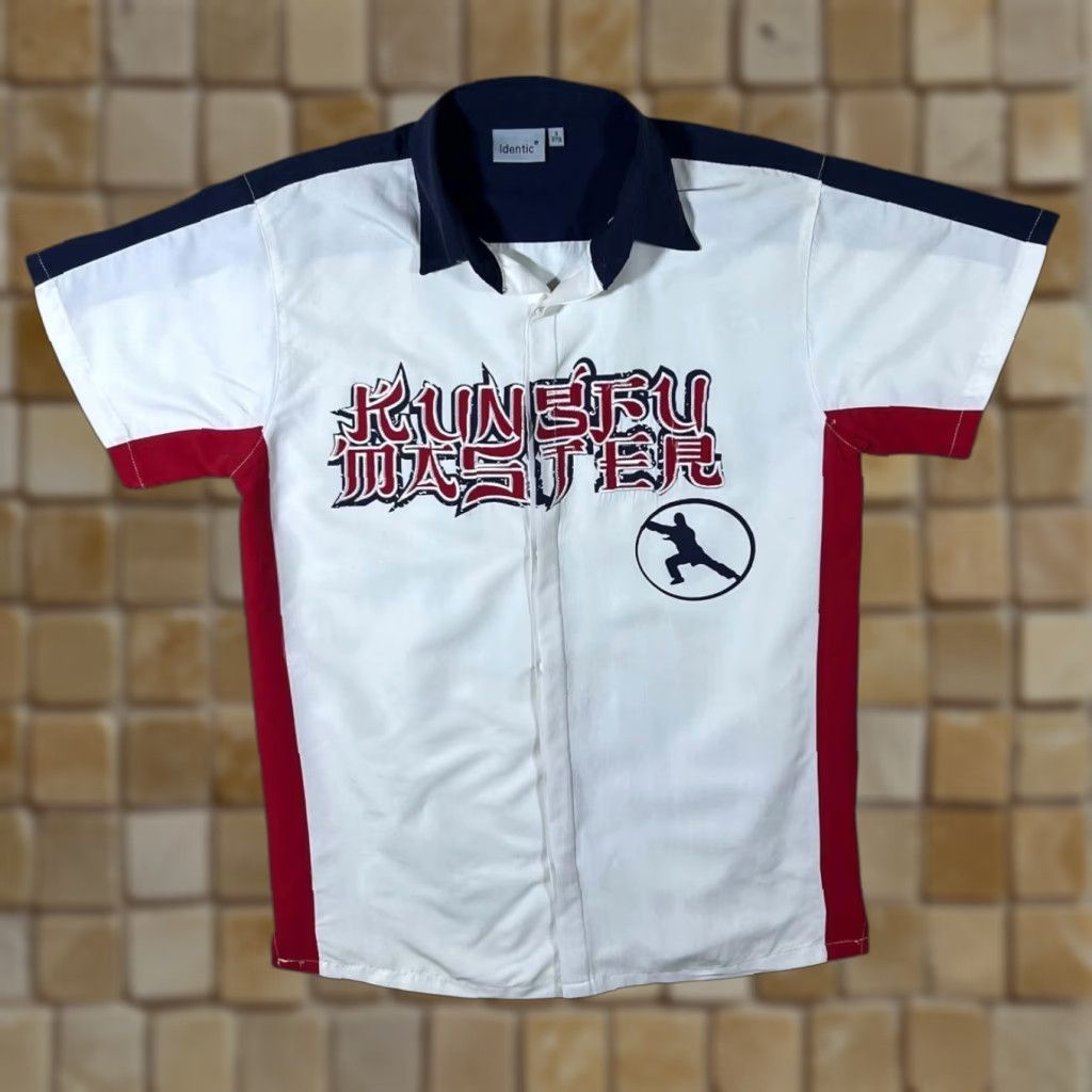 Vintage Identic Kung Fu Master Shirt S Embroidered Y2K Graphic Button-Up White/Red/Navy Mens Small Size US S / EU 44-46 / 1 - 1 Thumbnail