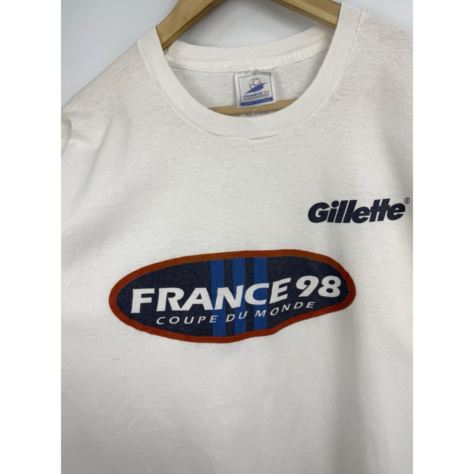 Vintage VINTAGE FIFA World Cup France 1998 Gillette T-Shirt White L Men Sports Fans Shirt Size US M / EU 48-50 / 2 - 4 Thumbnail