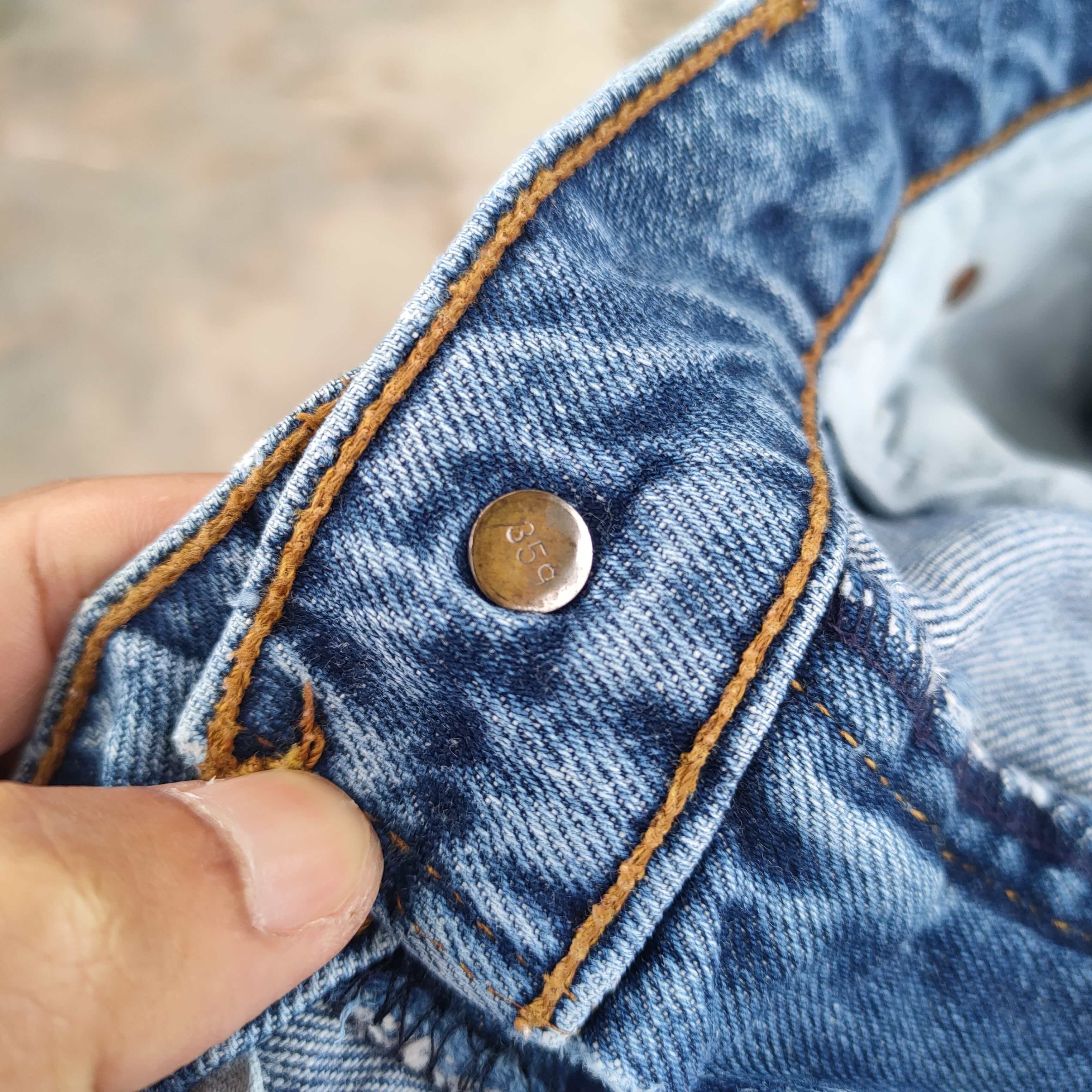 Levi's Vintage Clothing W32 VINTAGE LEVI'S 519 90' FADED DISTRESSED JEANS PANTS Size US 32 / EU 48 - 11 Thumbnail