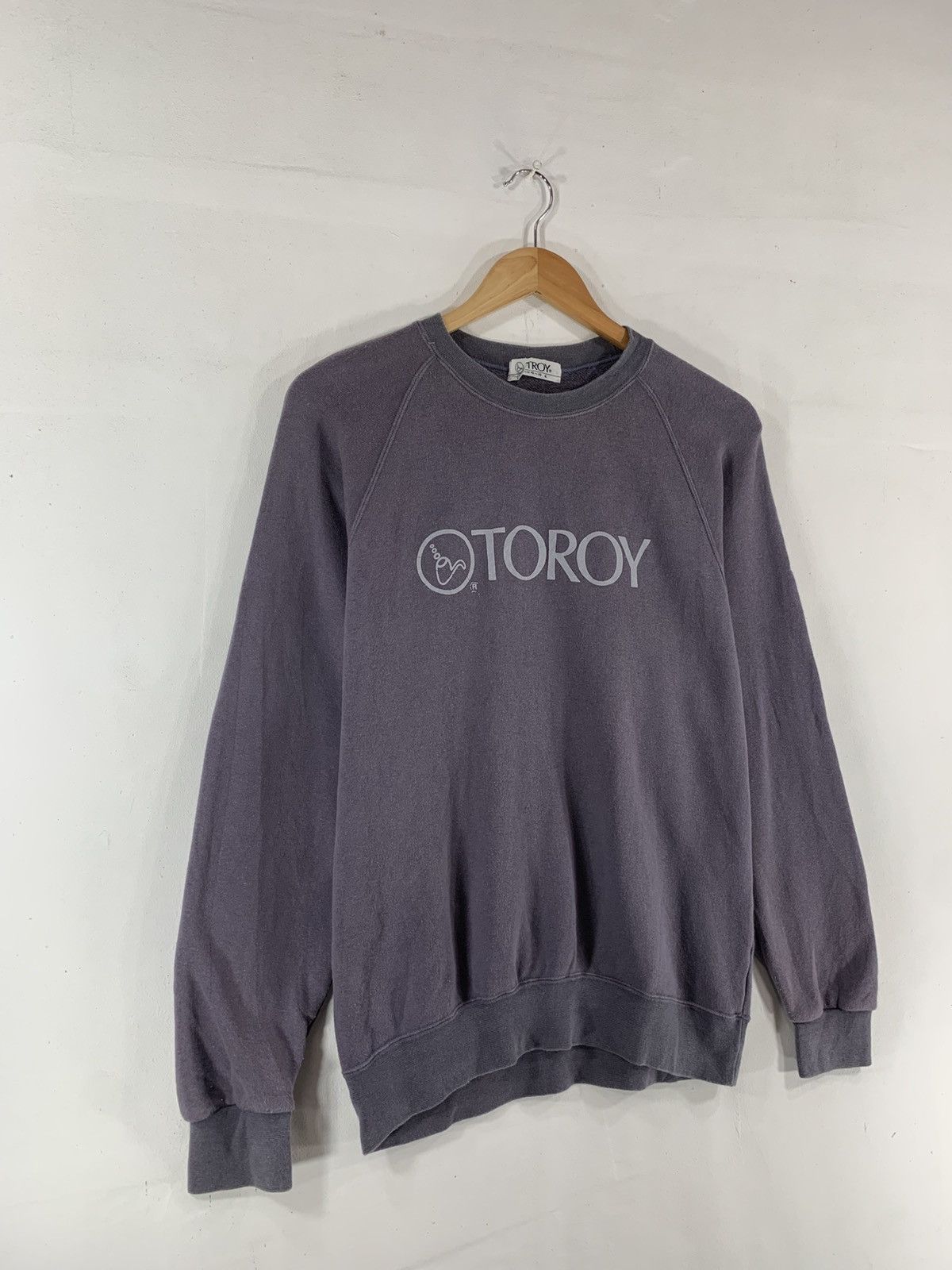 Vintage Vintage Toroy Sweatshirt Size US L / EU 52-54 / 3 - 8 Thumbnail