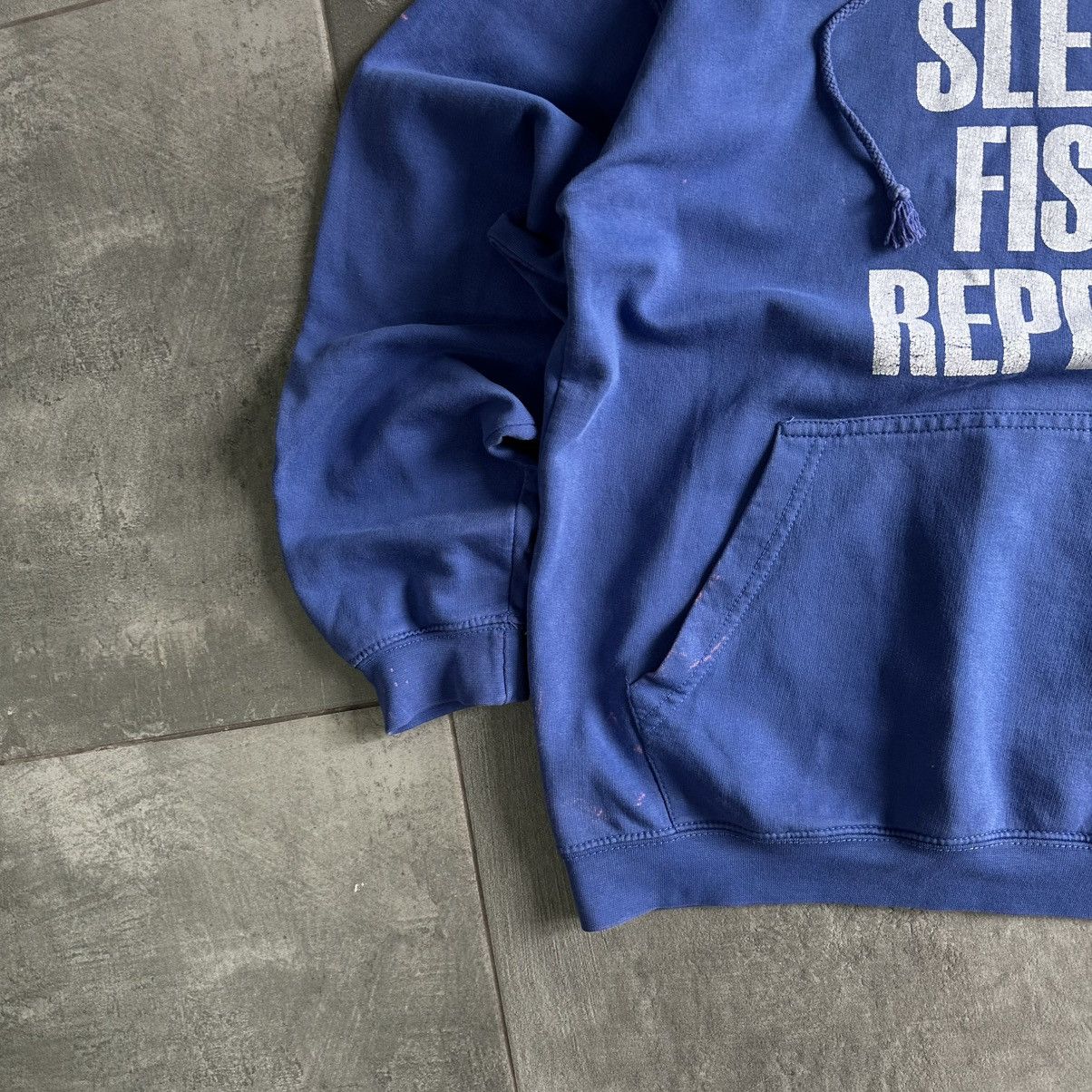 Vintage Vintage Eats Sleep Fish Repeat Hoodie Used Joke Humor Size US M / EU 48-50 / 2 - 3 Thumbnail