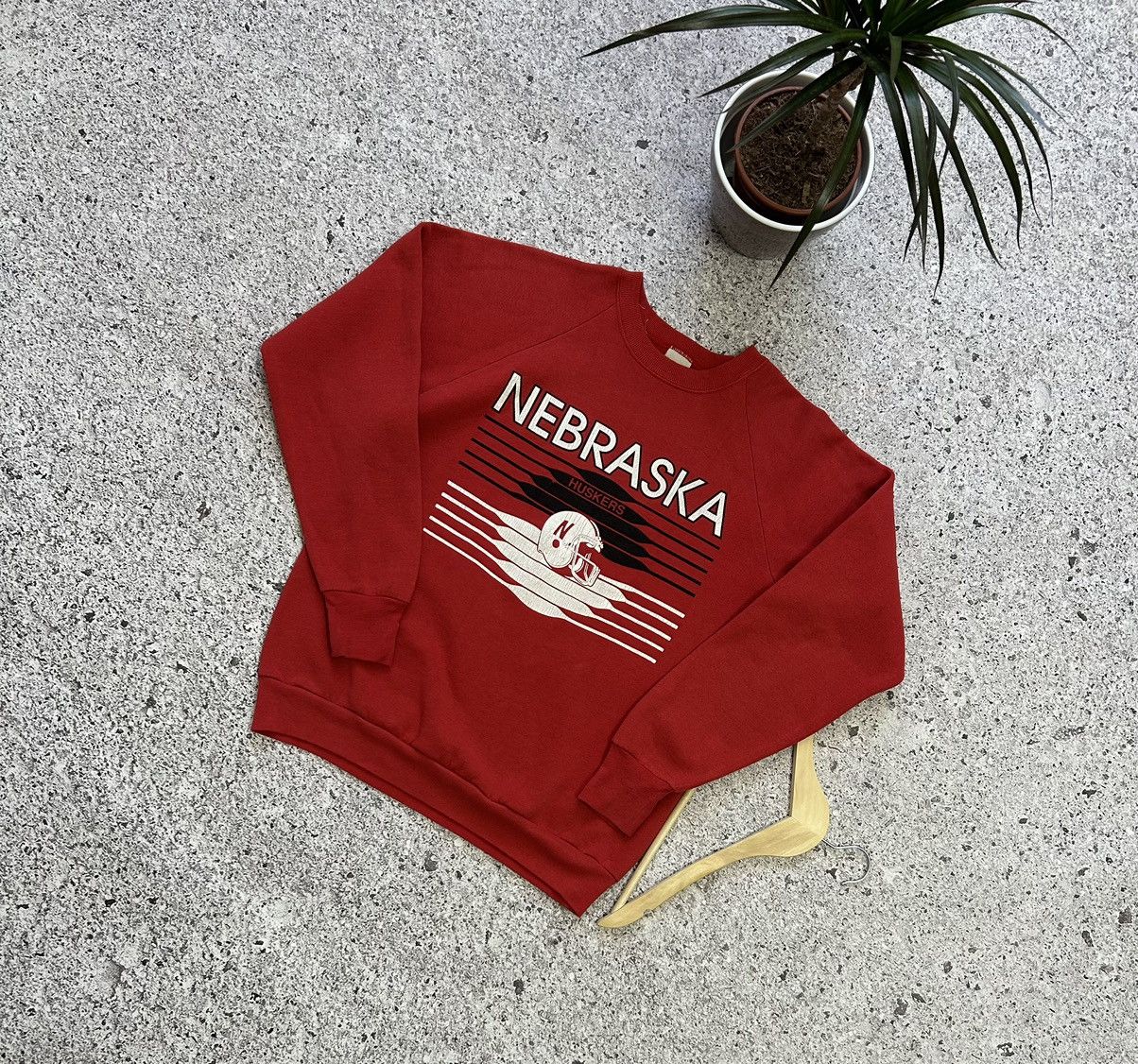 Vintage Vintage 1990’s Nebraska Huskers Football USA Y2K Sweatshirt Size US L / EU 52-54 / 3 - 1 Thumbnail