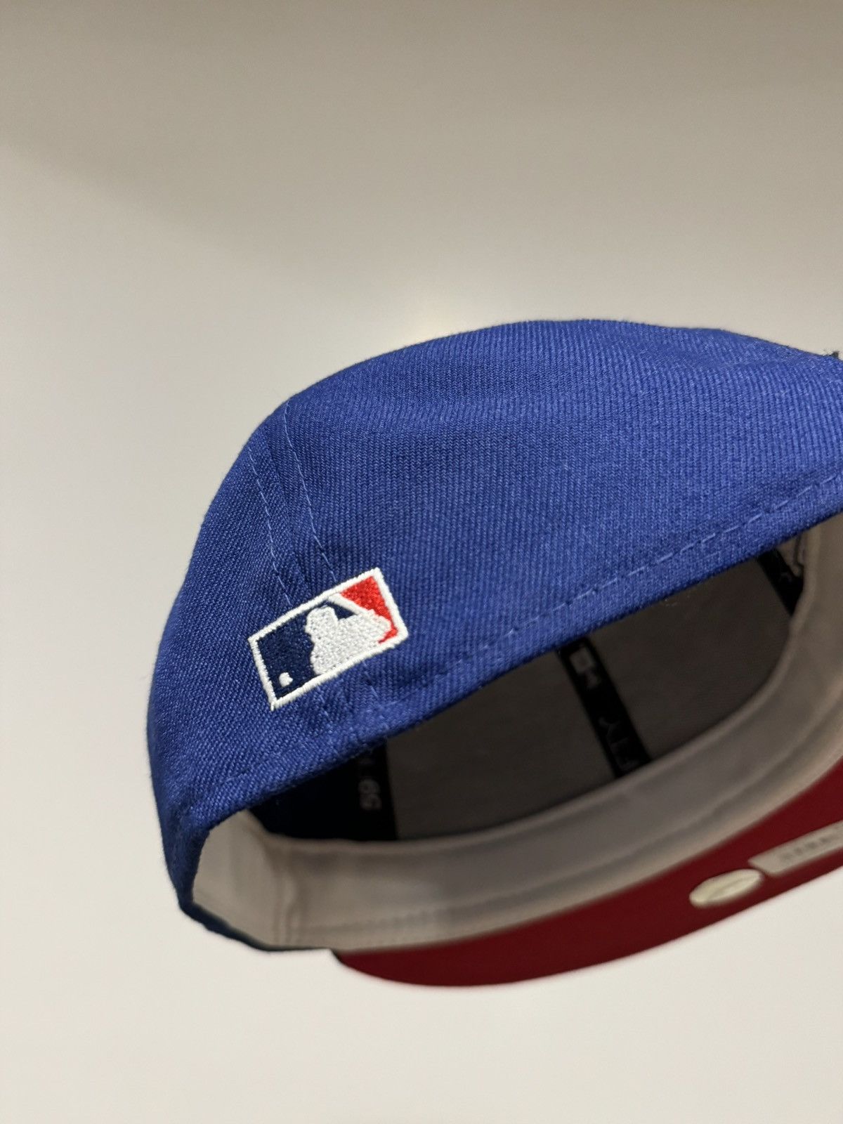 Hat Club × MLB × New Era Hatclub Exclusive Chicago Cubs Team UV Red Brim Size ONE SIZE - 3 Thumbnail