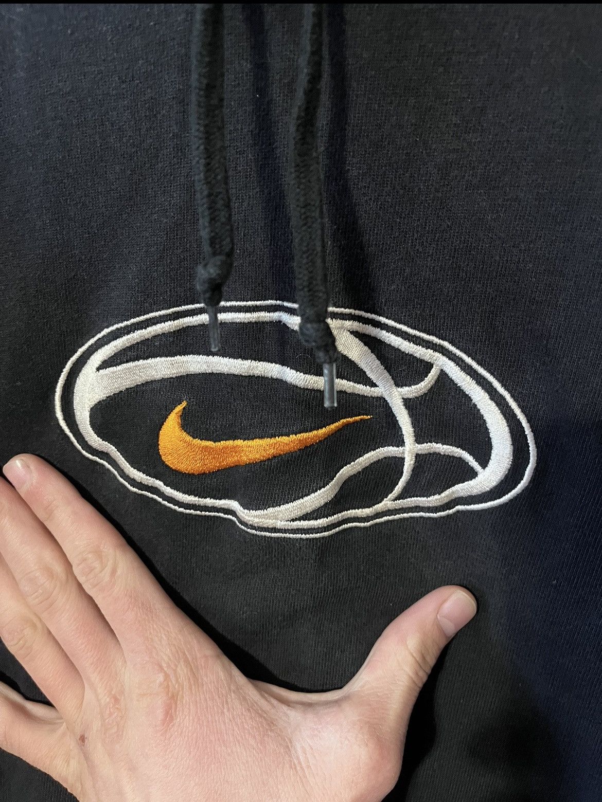 Other Nike vintage hoodie basketball Size US XL / EU 56 / 4 - 4 Thumbnail