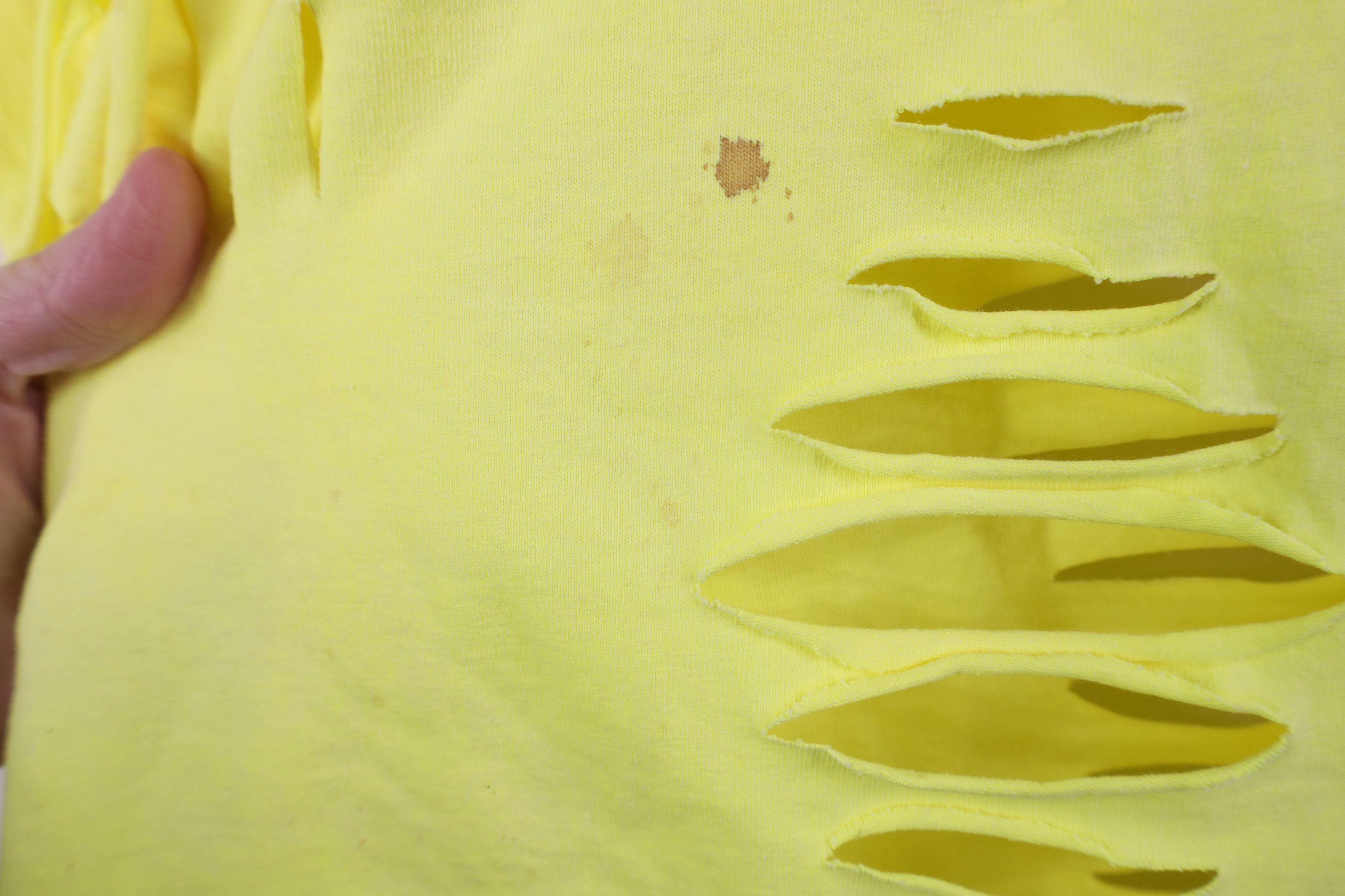 Vintage Deadstock Vintage 90s Streetwear Beach T-Shirt Yellow USA Size XL / US 12-14 / IT 48-50 - 9 Thumbnail