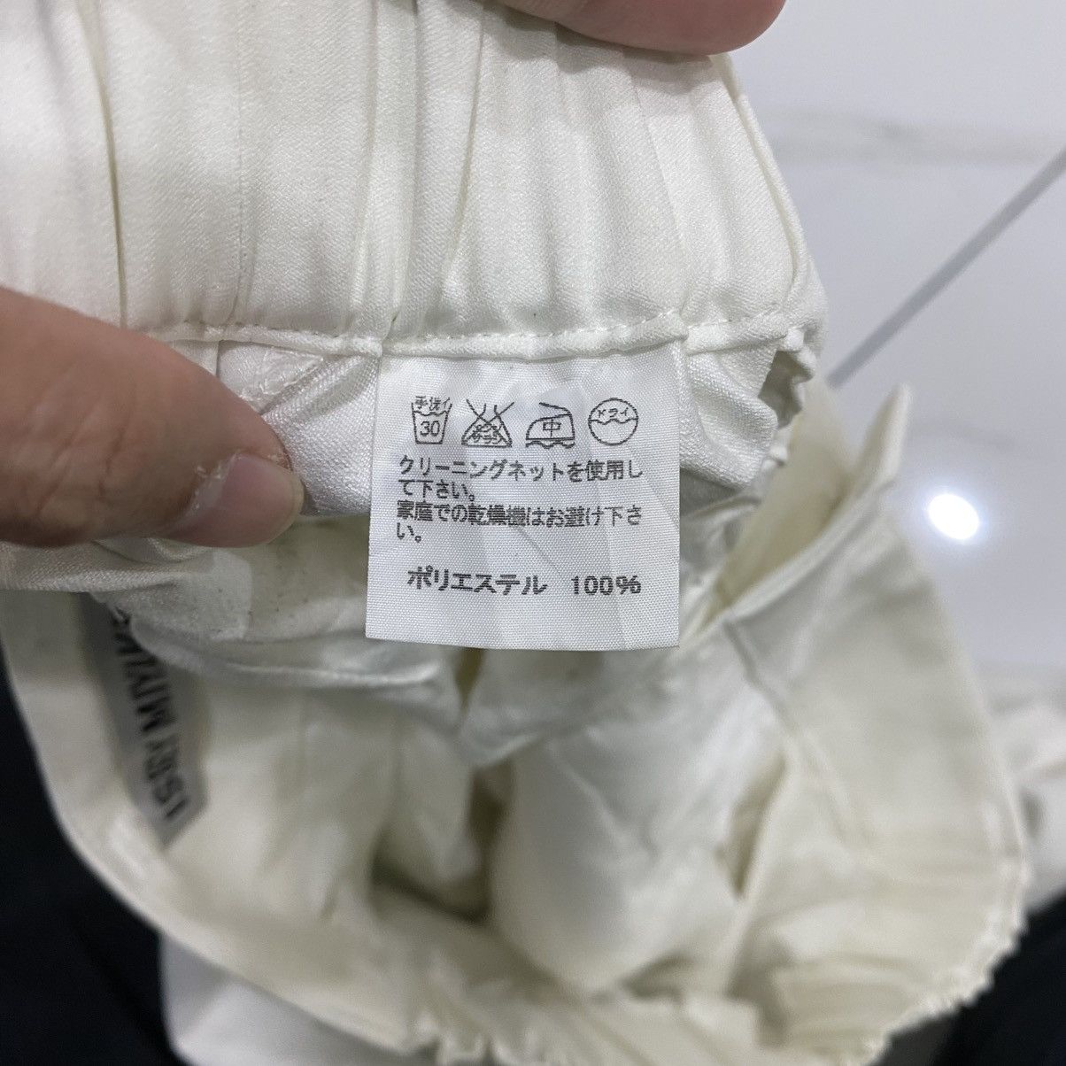 Issey Miyake Issey Miyake Pleated Balloon Leg Tapered Trousers White Size US 28 / EU 44 - 14 Thumbnail