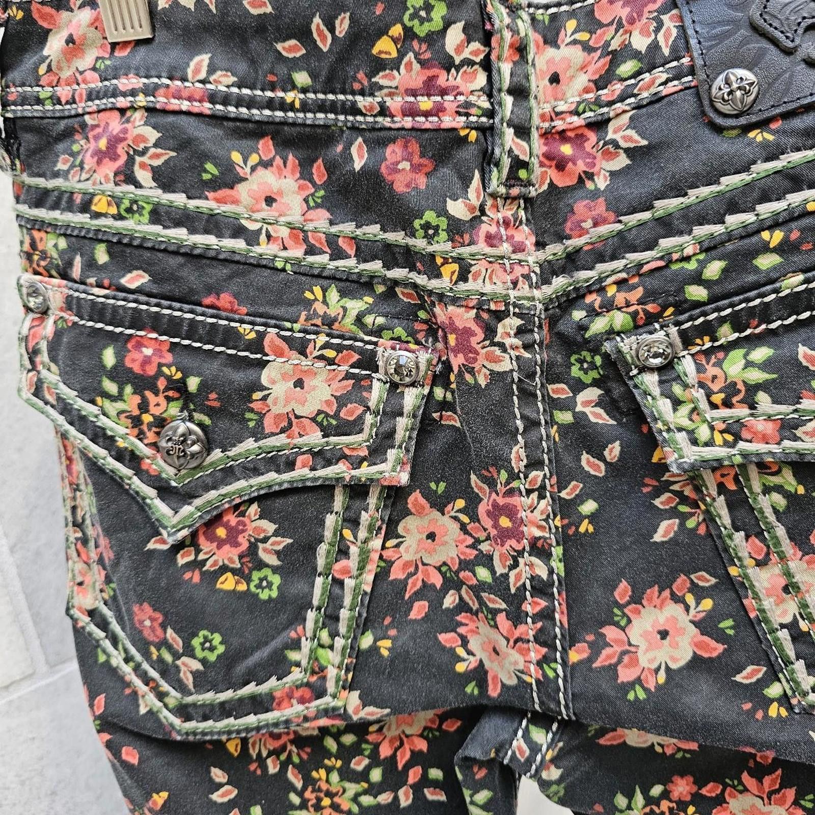 Designer Miss Me Women's Floral Jeans Size 30" / US 8 / IT 44 - 8 Thumbnail