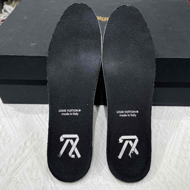 Louis Vuitton Louis Vuitton Low-Top Fashion Sneakers for Men -2508 Size US 8.5 / EU 41-42 - 9 Thumbnail