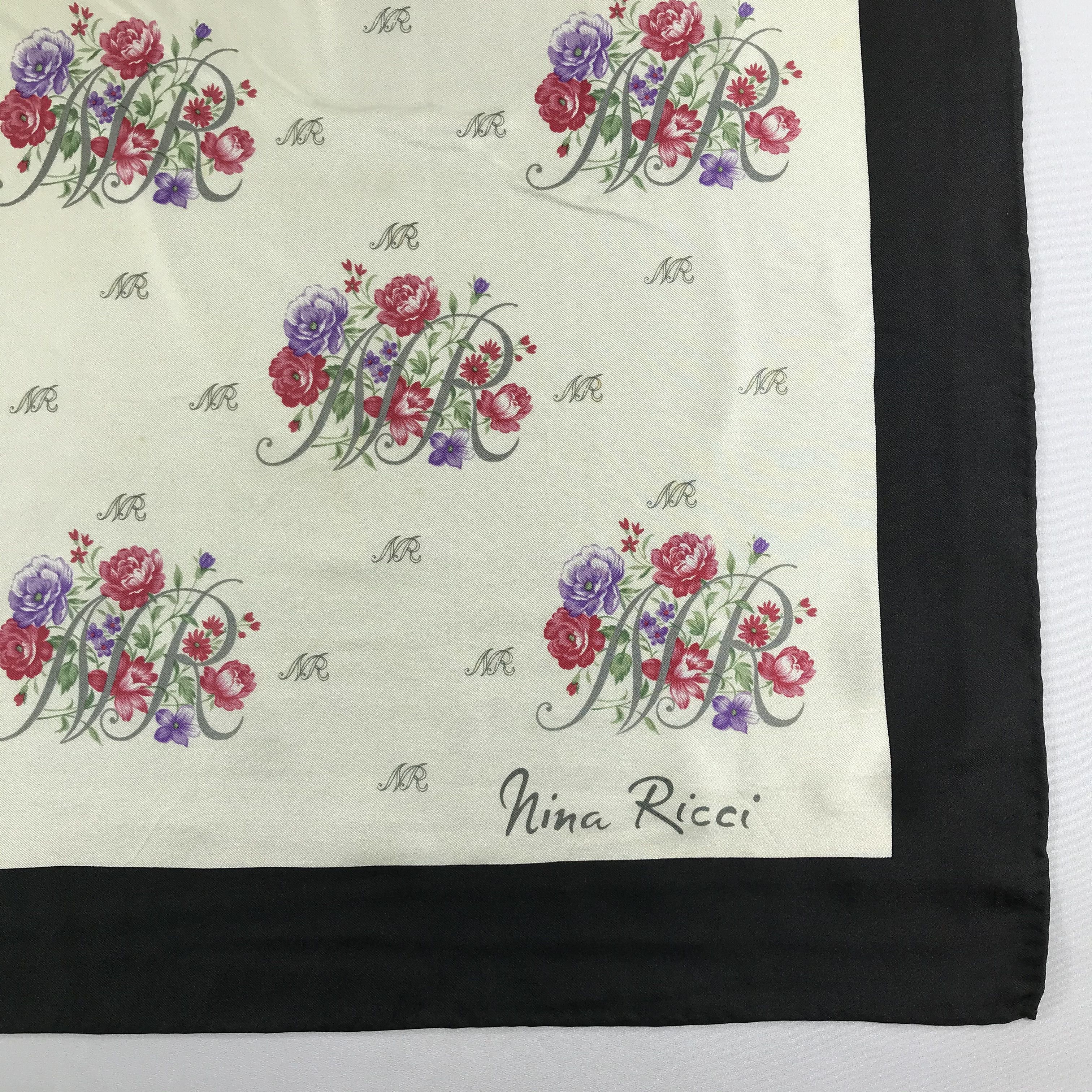 Nina Ricci × Vintage Vintage Nina Ricci Silk Scarf Size ONE SIZE - 4 Thumbnail