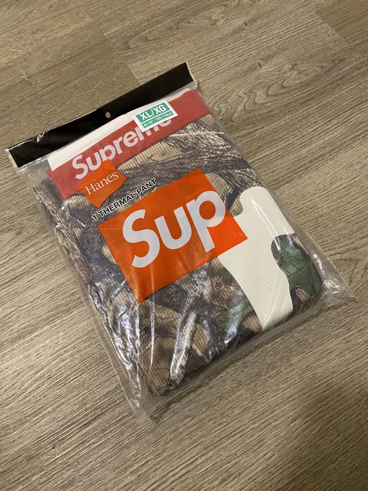 Supreme Supreme Hanes Bones Thermal Pants Size XL Size 36 - 2 Thumbnail