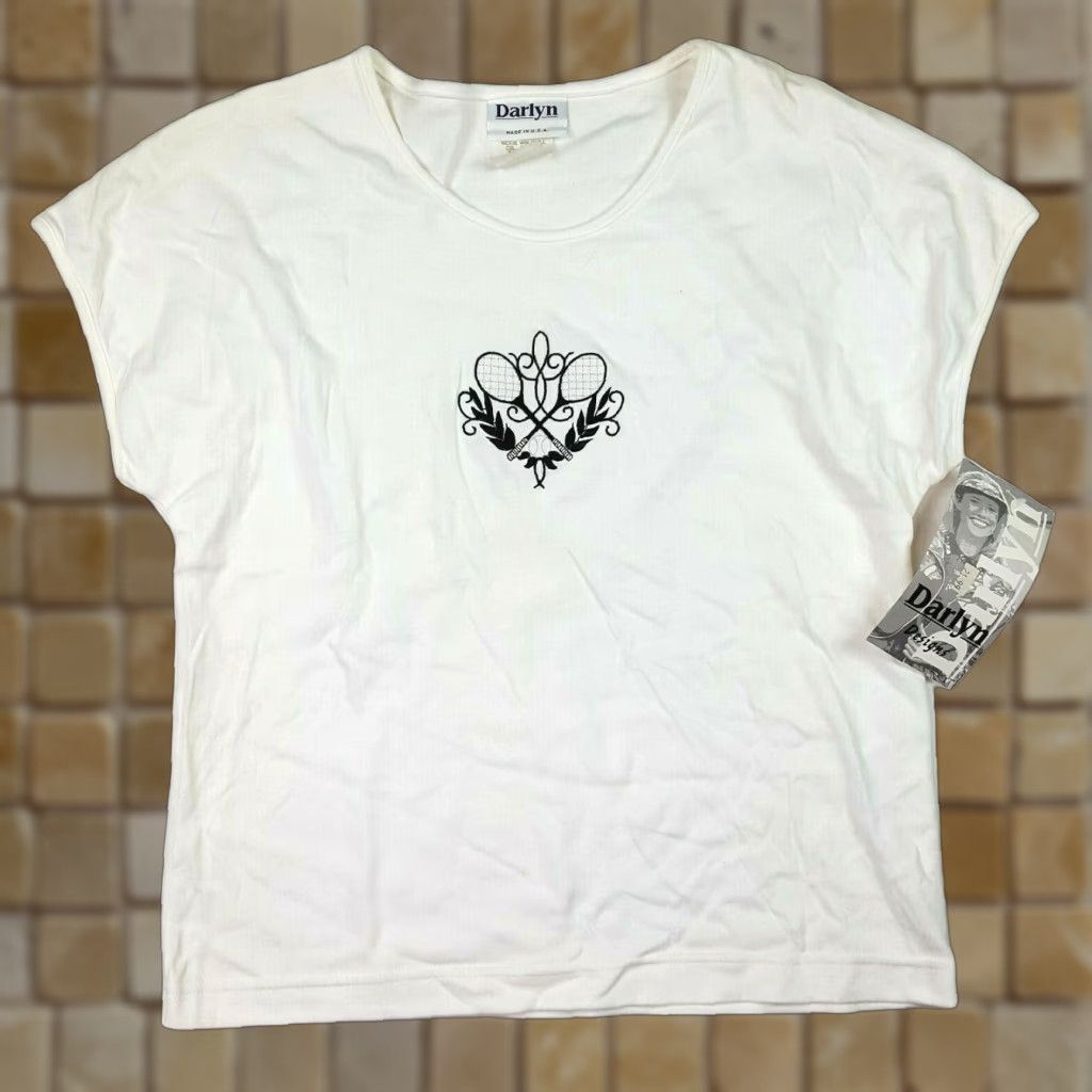 Vintage VINTAGE Darlyn Golf Women T-Shirt White Embroidered Athletic Sports 90s Casual Cap Sleeve Size M USA Size M / US 6-8 / IT 42-44 - 1 Thumbnail
