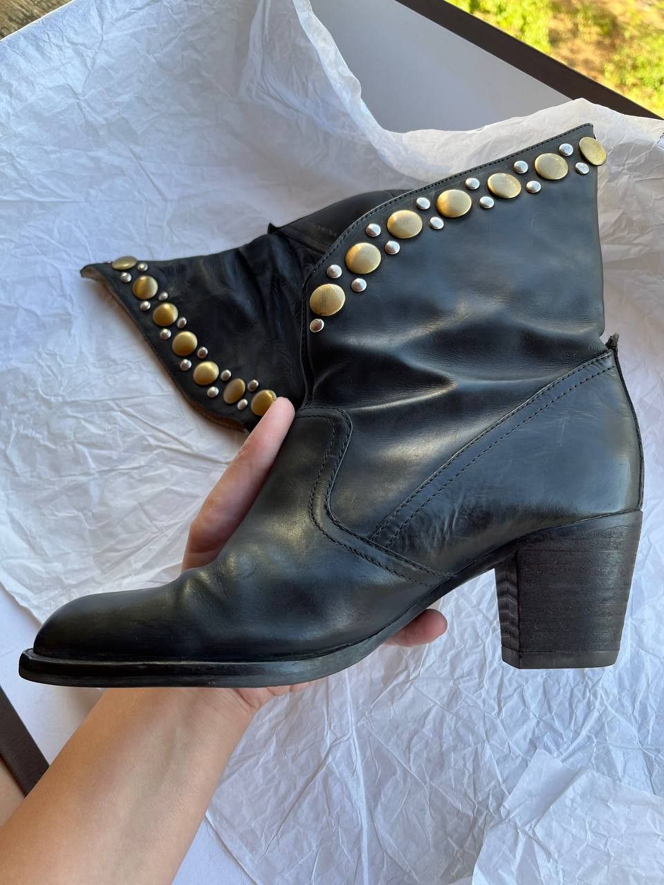 Vagabond × Vintage Vagabond vintage western black leather boots with studs Size US 6 / IT 36 - 4 Thumbnail