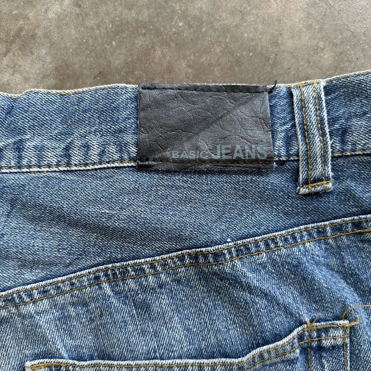 Japanese Brand Vintage Japanese Distressed Faded Denim Jean Pant W36 Size US 36 / EU 52 - 15 Thumbnail