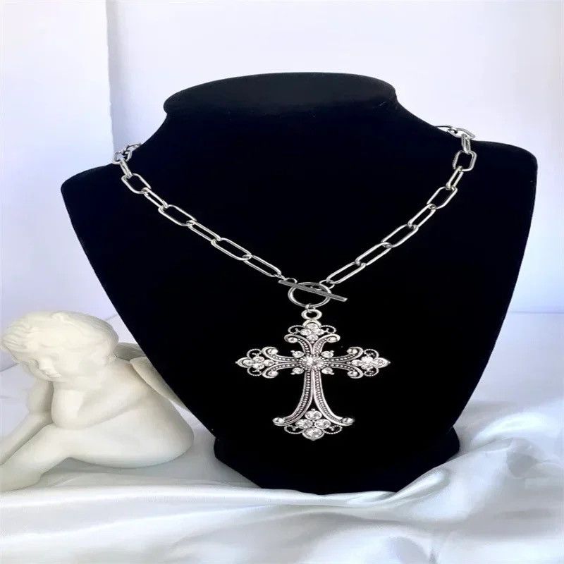 Jewelry Large Detailed Rhinestone Cross Necklace Size ONE SIZE - 5 Thumbnail