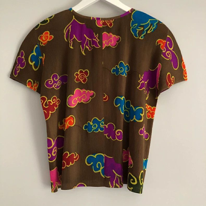 Issey Miyake Issey Miyake A short-sleeved painting of colorful auspicio Size M / US 6-8 / IT 42-44 - 2 Thumbnail