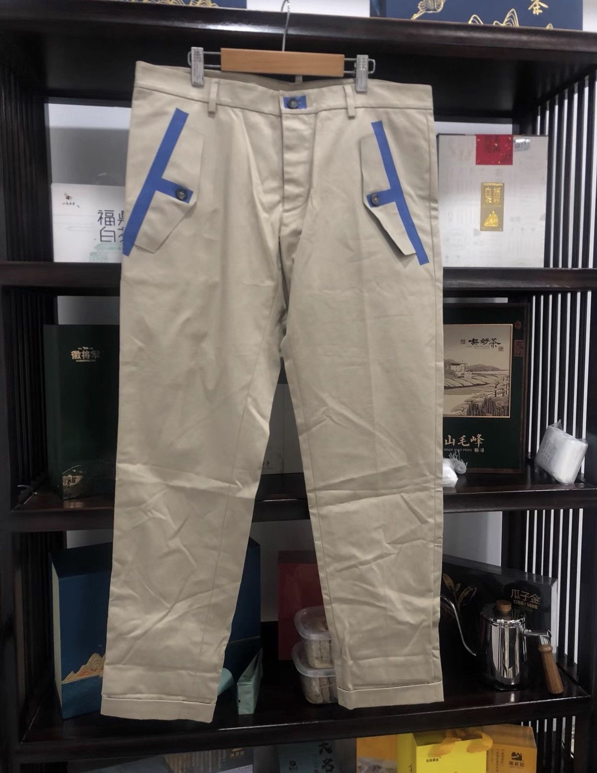 Dsquared2 Dsquared2 Casual Pants J2 Size US 36 / EU 52 - 1 Thumbnail