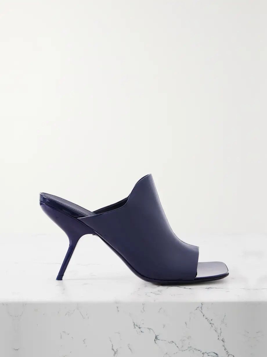 o1s1rm1224 Era 85 Mules in Navy Blue