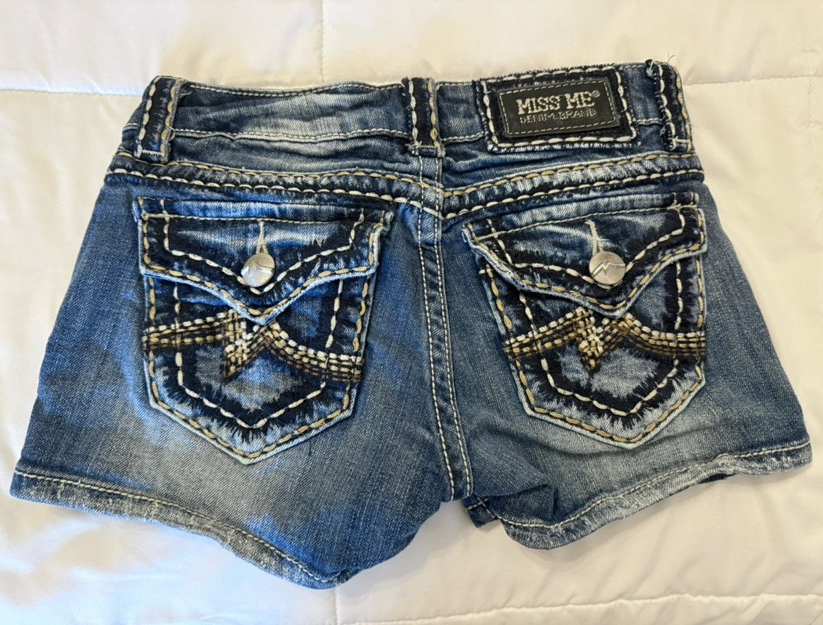 Miss Me Miss Me Shorts Size 25" / US 0 / IT 36 - 1 Thumbnail
