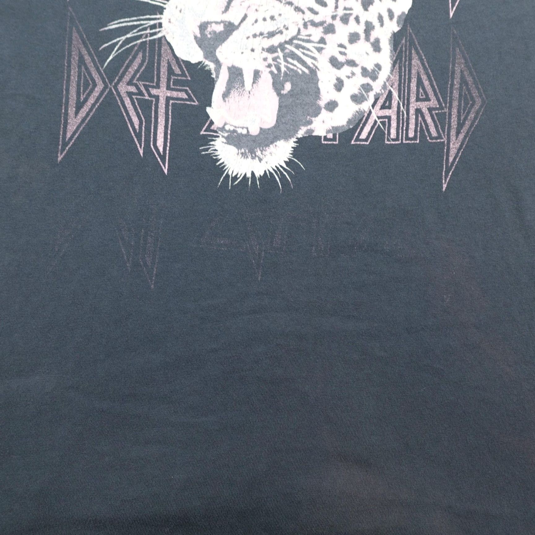Vintage VINTAGE Def Leppard Shirt Daydreamer Women's Large Long Sleeve Black/Gray Crew Neck Tee 100% Cotton Concert Top Mens Womens? Size L / US 10 / IT 46 - 4 Thumbnail