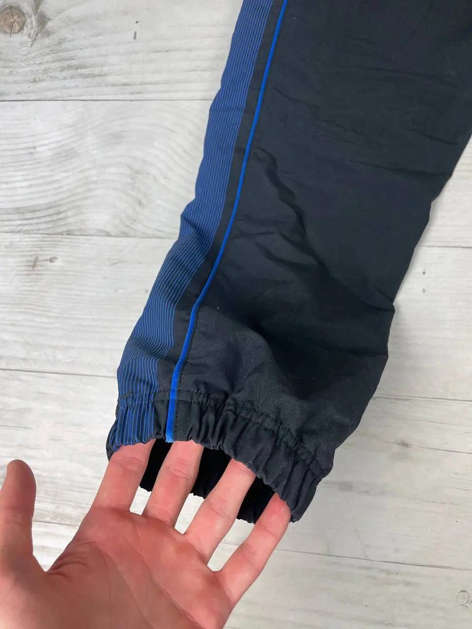 Nike Vintage Nike Nylon Track Pants 00s Swoosh Striped Drill Y2K Size US 32 / EU 48 - 14 Thumbnail