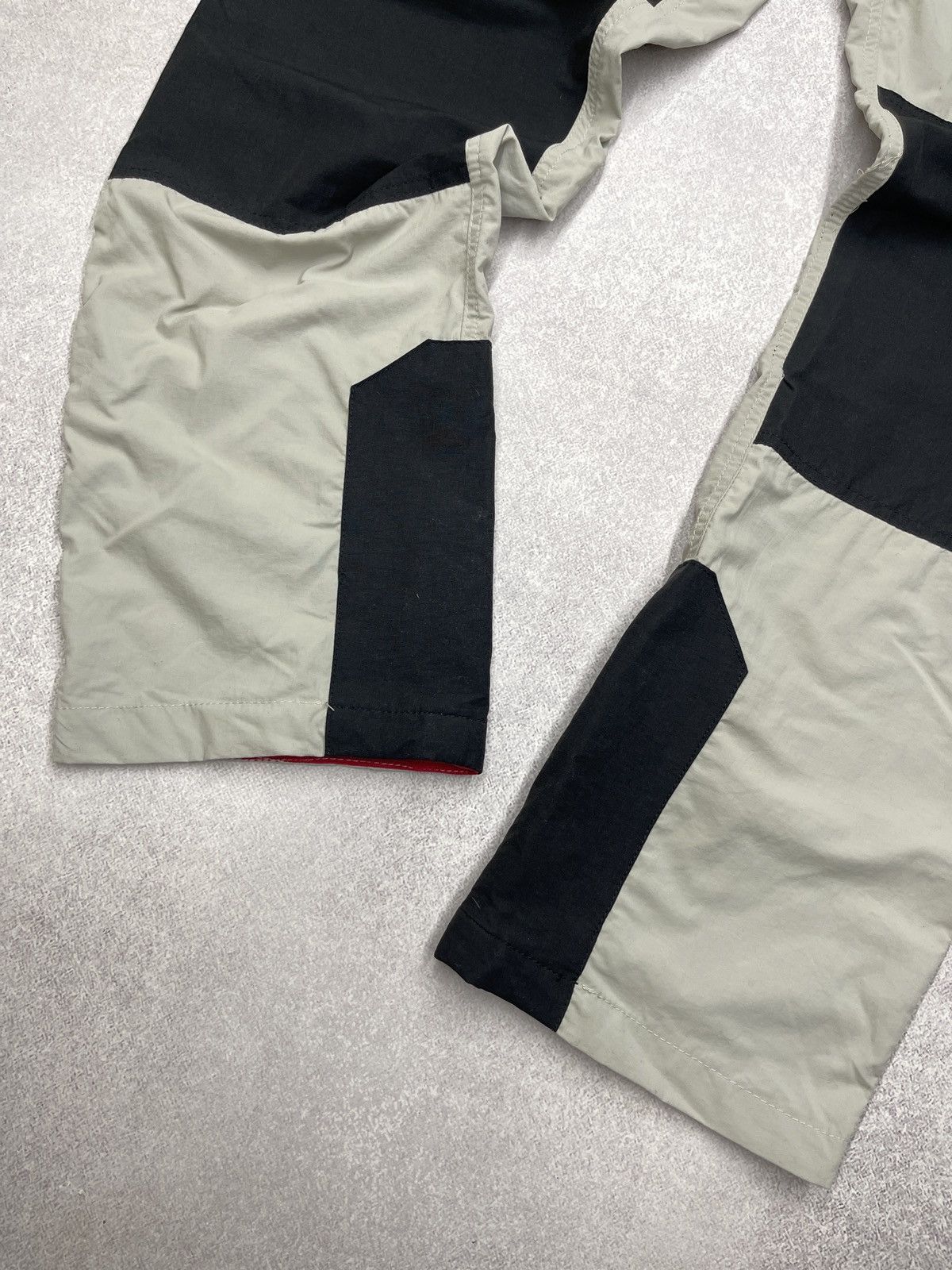 Other Mens Craghoppers Bear Grylls Cargo Pants Outdoor Gorpcore Size US 34 / EU 50 - 12 Thumbnail