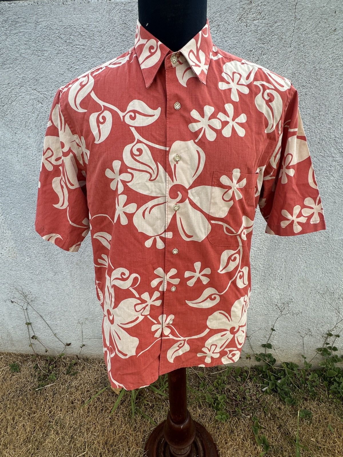 PreOwned Reyn Spooner Alfred Shaheen Red Hawaiian Men's M