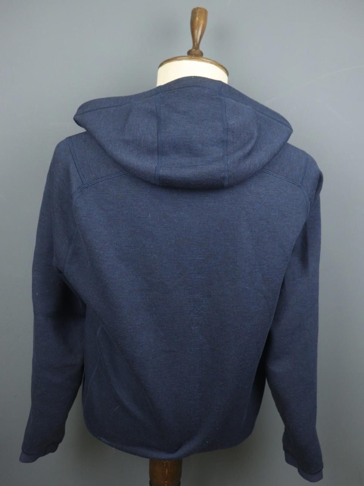 J.Lindeberg J.Lindeberg Navy Zip Pocket Athletic Hooded Jacket Size L Size L / US 10 / IT 46 - 5 Thumbnail