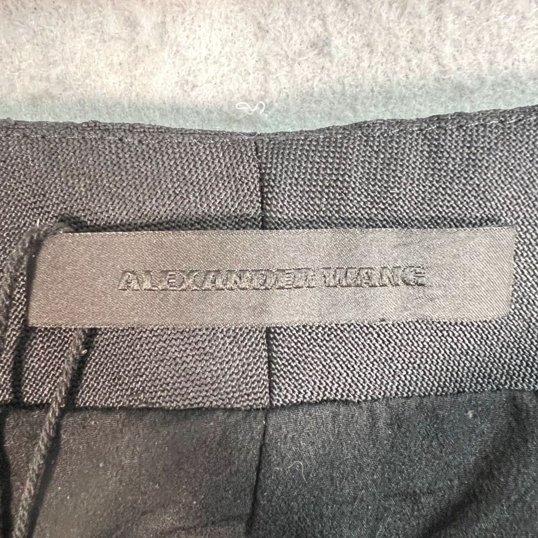 Alexander Wang Alexander Wang Pants Women Slim Tapered 30 Inch Waist Black Wool Blend Dress Pants Size 30" / US 8 / IT 44 - 3 Thumbnail