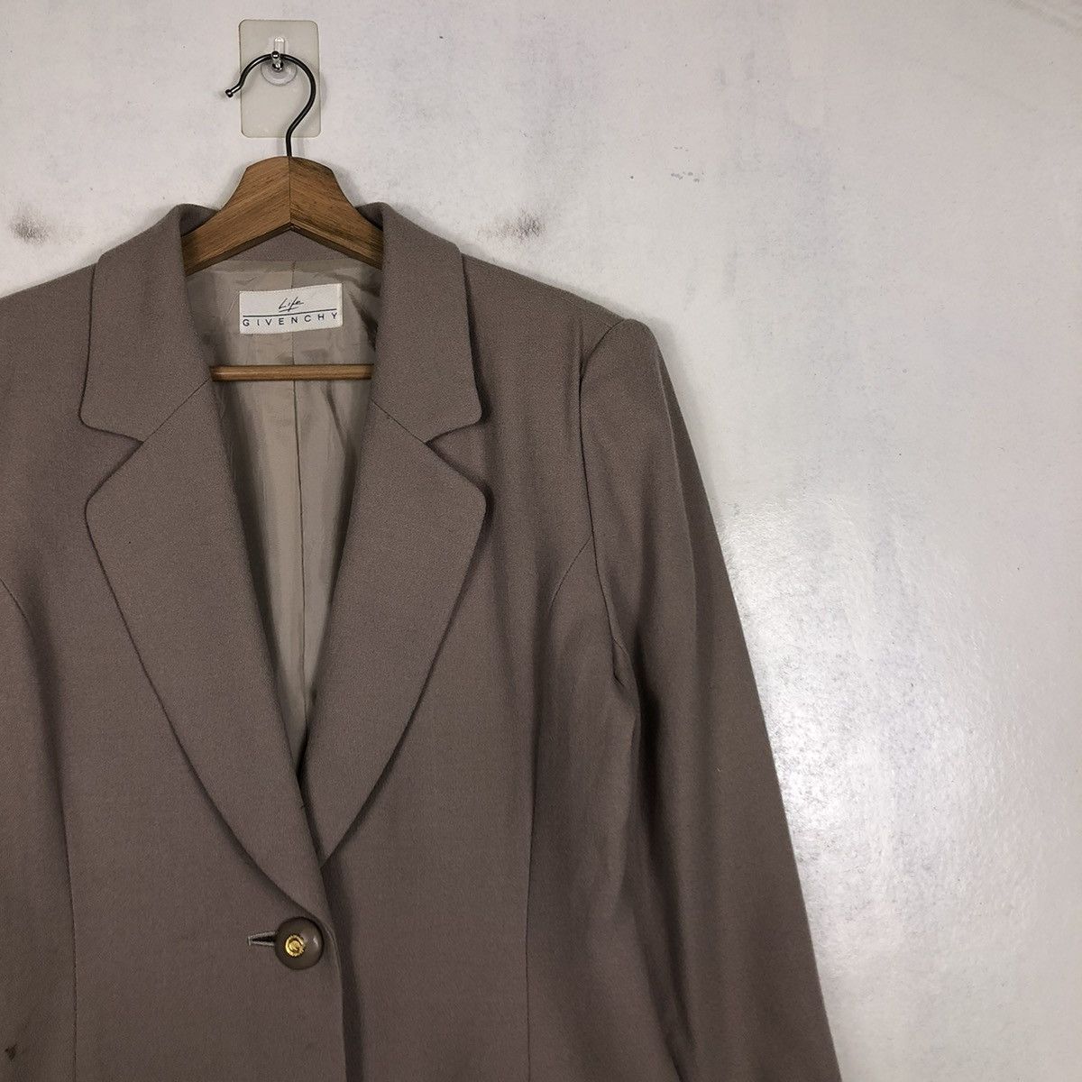Givenchy 📌LIFE GIVENCHY ONE BUTTON COATS GOLD Size M / US 6-8 / IT 42-44 - 7 Thumbnail
