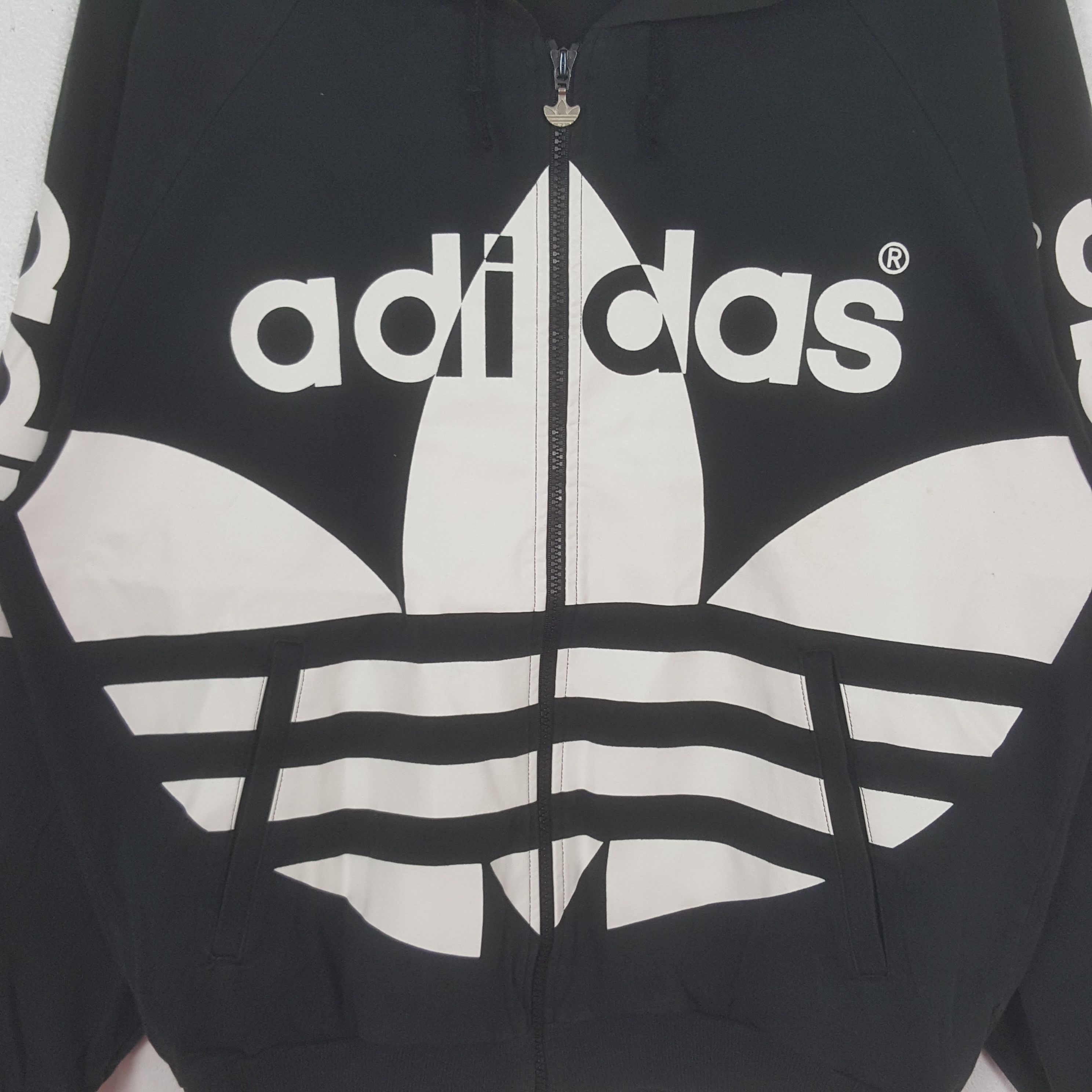 Adidas Vintage Adidas Sport Style Big Logo Hoodies Jacket C320N6 Size US M / EU 48-50 / 2 - 2 Thumbnail