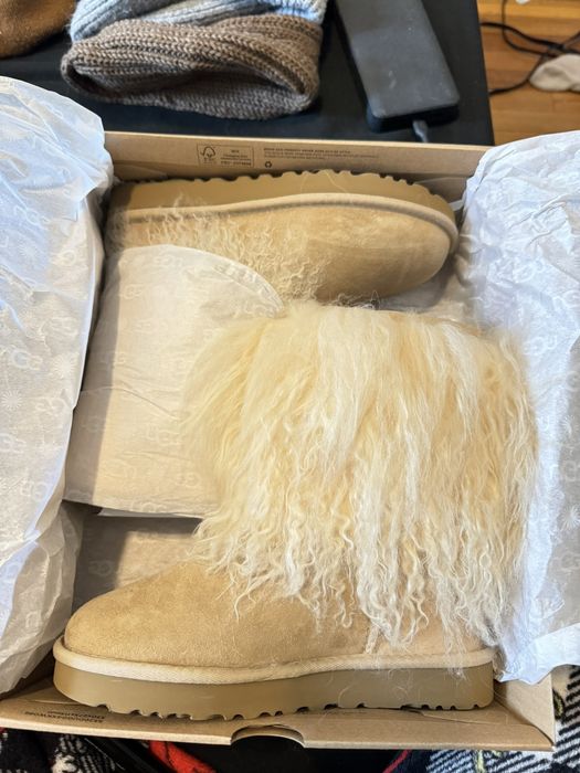 Uggs short sheepskin cuff on sale boots