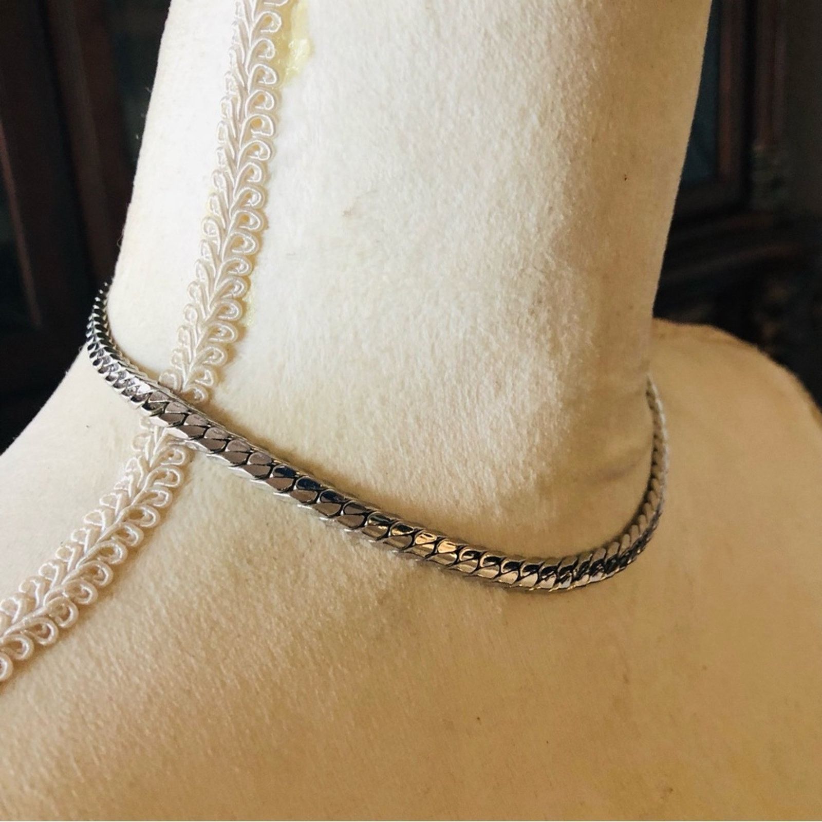 Vintage Vintage Coro silver plated braided chain necklace Size ONE SIZE - 3 Thumbnail