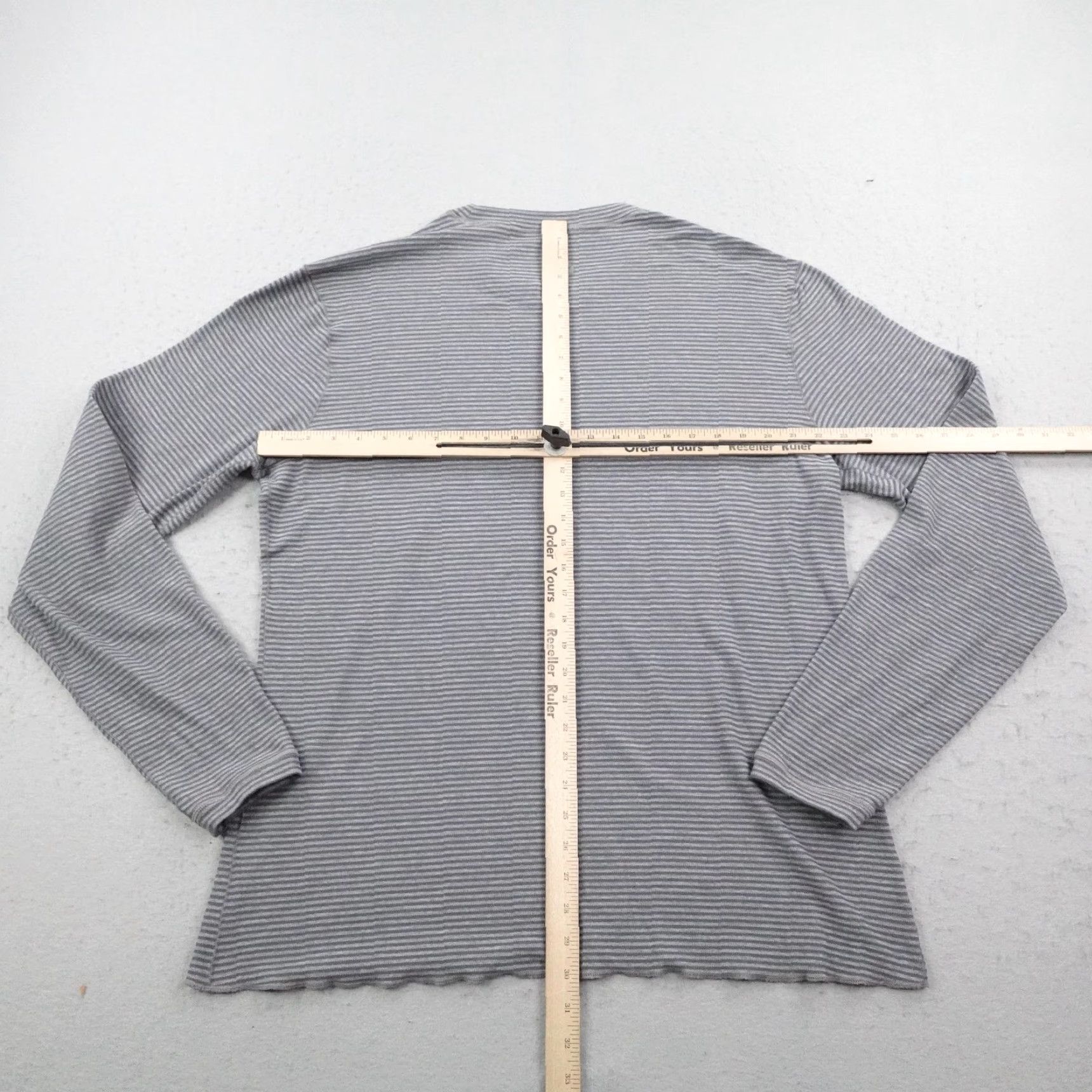 Lululemon Lululemon Sweater Mens Large Gray Stripes Crewneck Pullover Knit Shirt Warmup Shirt Size US L / EU 52-54 / 3 - 4 Thumbnail