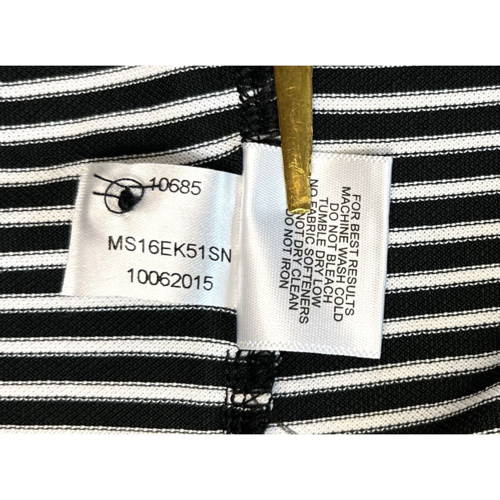 Peter Millar VINTAGE Peter Millar Summer Comfort Polo Shirt Striped Sz L Men's Polo Shirt White Black 90s golf walking Pockets Stretch Mens Size US L / EU 52-54 / 3 - 6 Thumbnail
